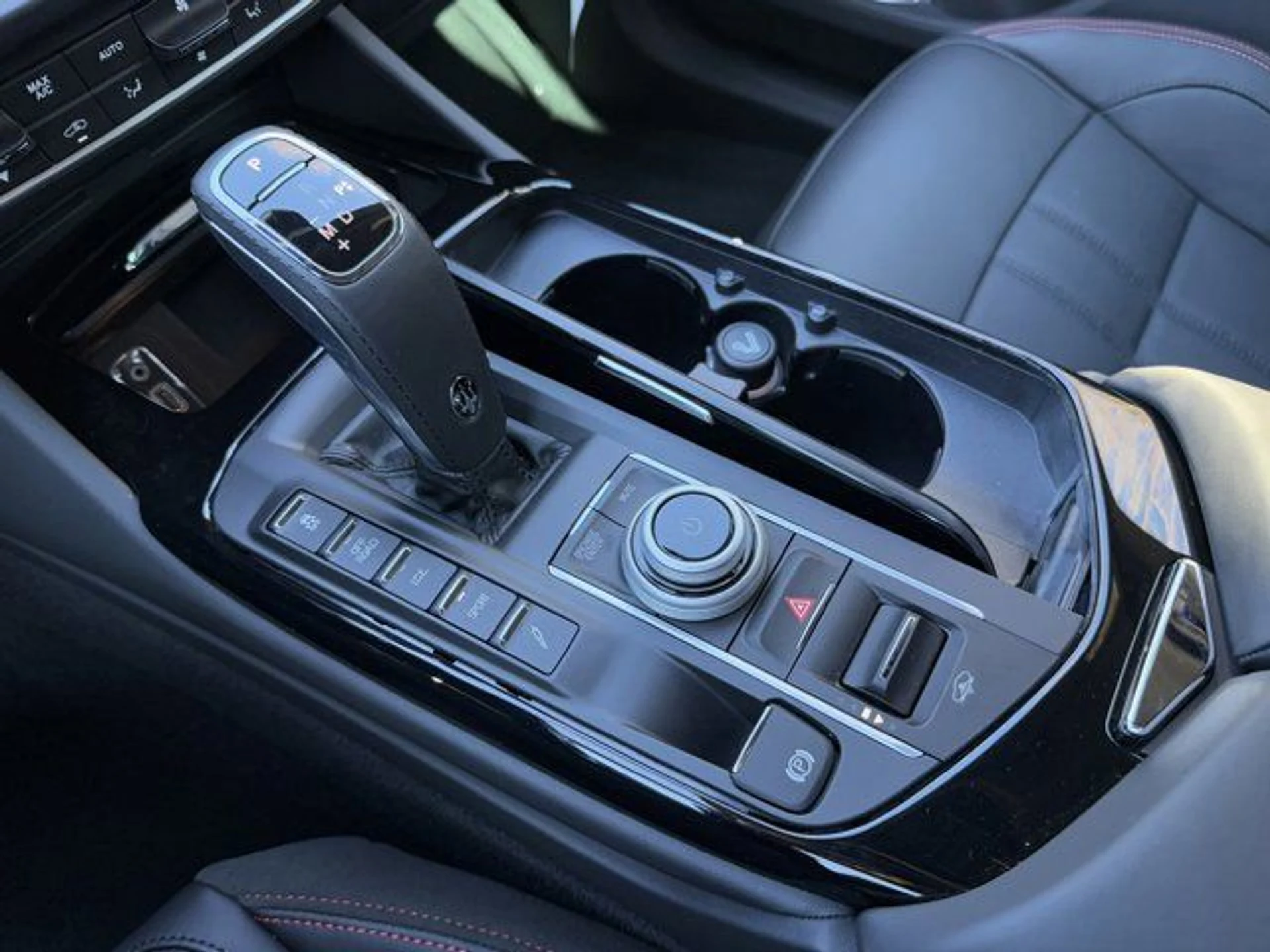 mph025_264969690_8099922bd6d6478993e4db723ae3f9ed_ee7d6c4746