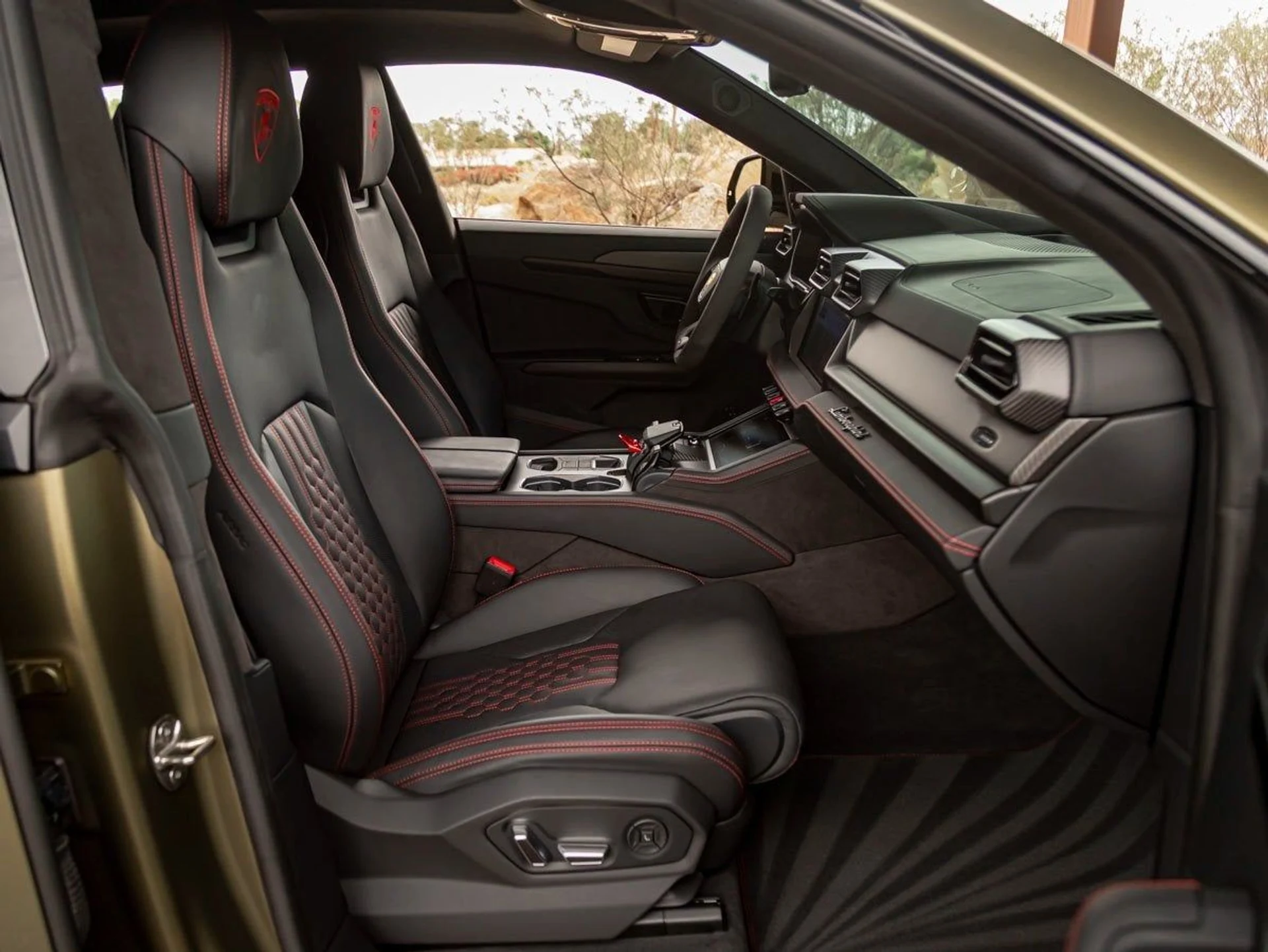 mph025_2651652668_26_cf293d2779