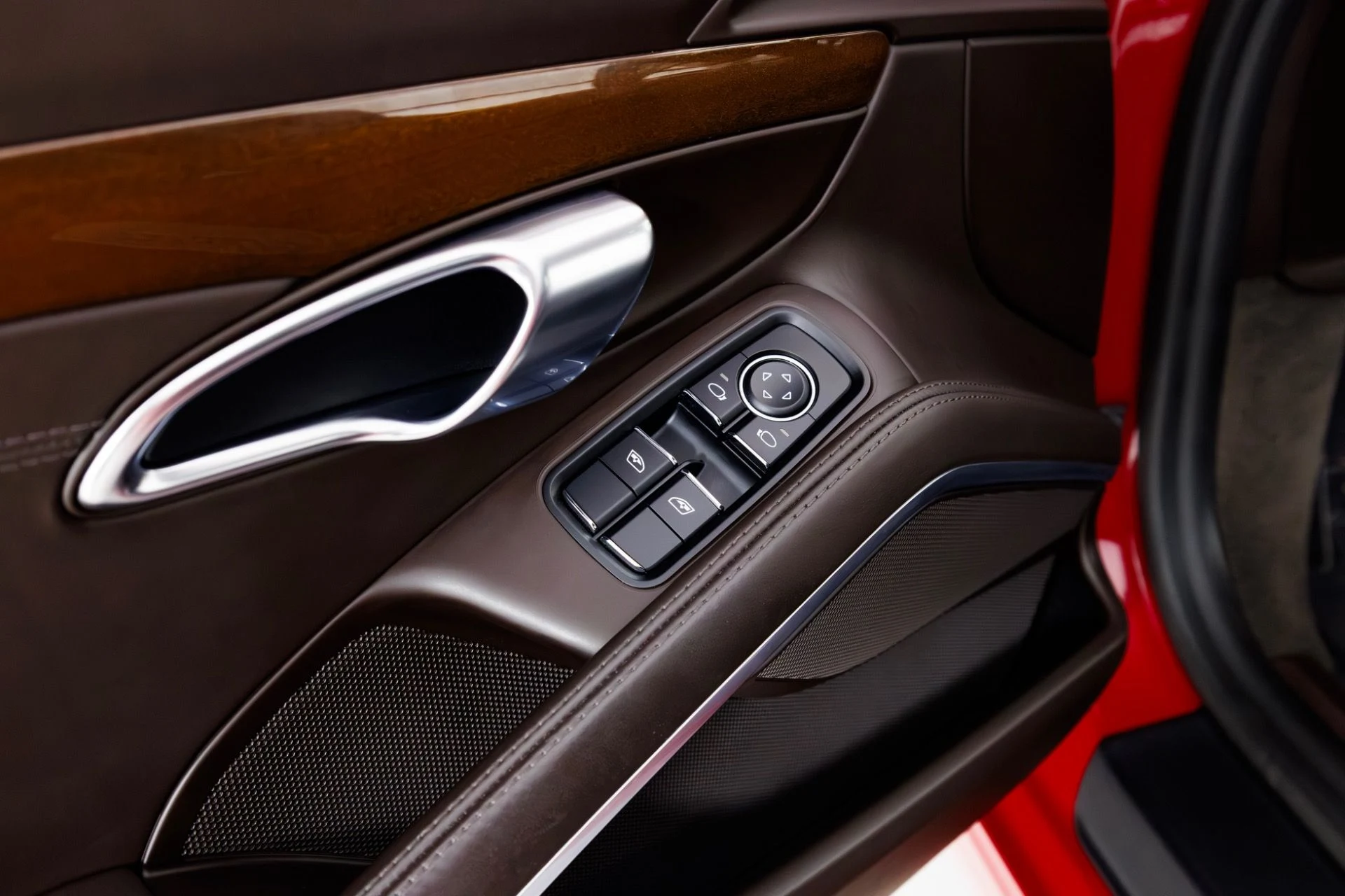 mph025_2653288538_Used_2019_Porsche_911_Carrera_1767051375_9639933063