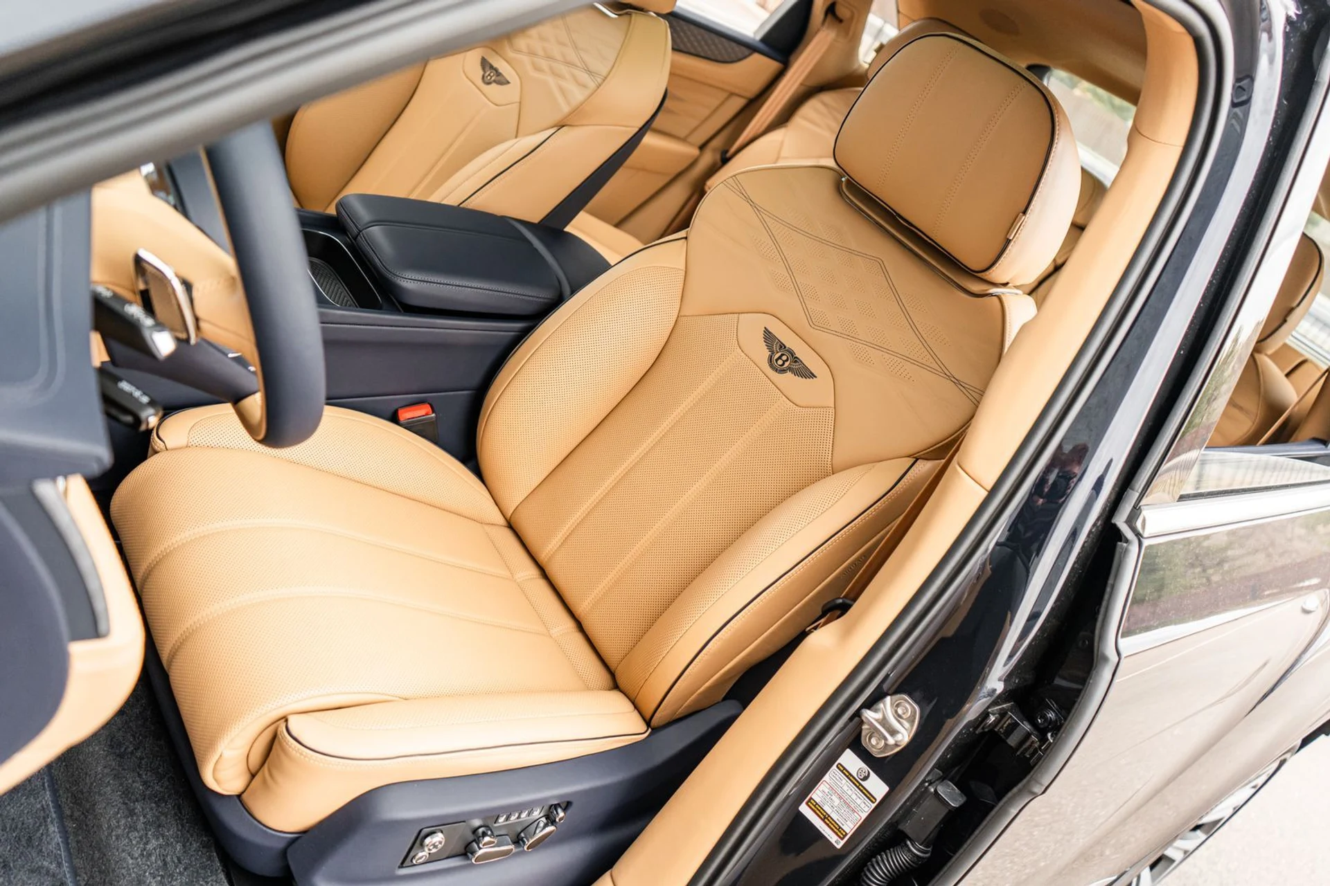 mph025_2658489098_0bc48817_ad23_4462_993e_4b703c93094f_c146f146ae