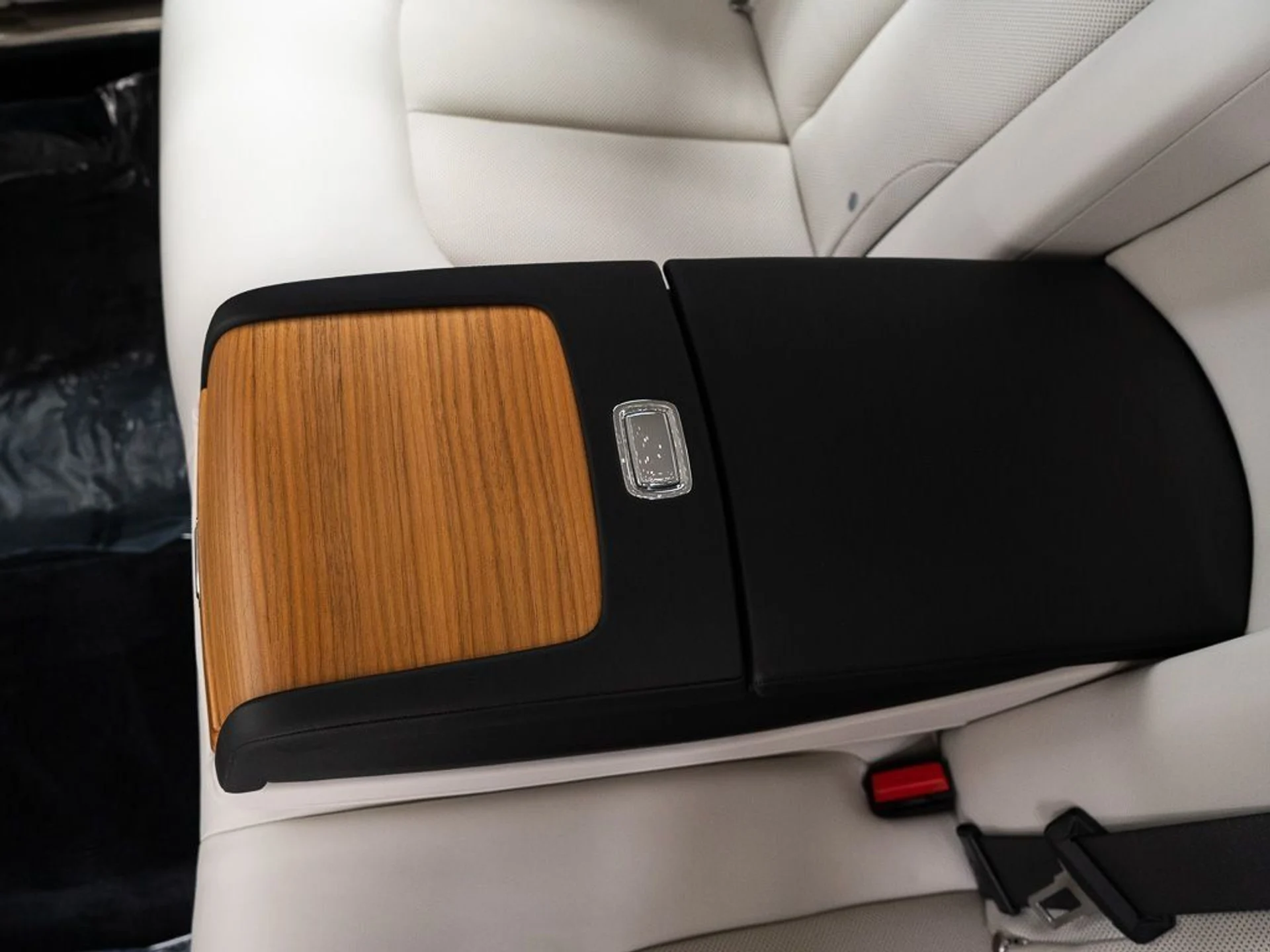 mph025_2658531981_49f7d019a66b5c9c2d7bb7953cce02ed_fa4da8f4c0