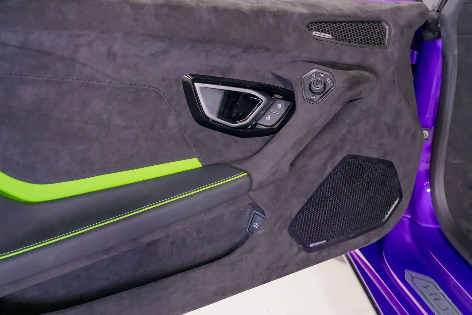 mph025_2664401884_a3c0f114e8234e8eaae0698b47591f63_79a0c94130