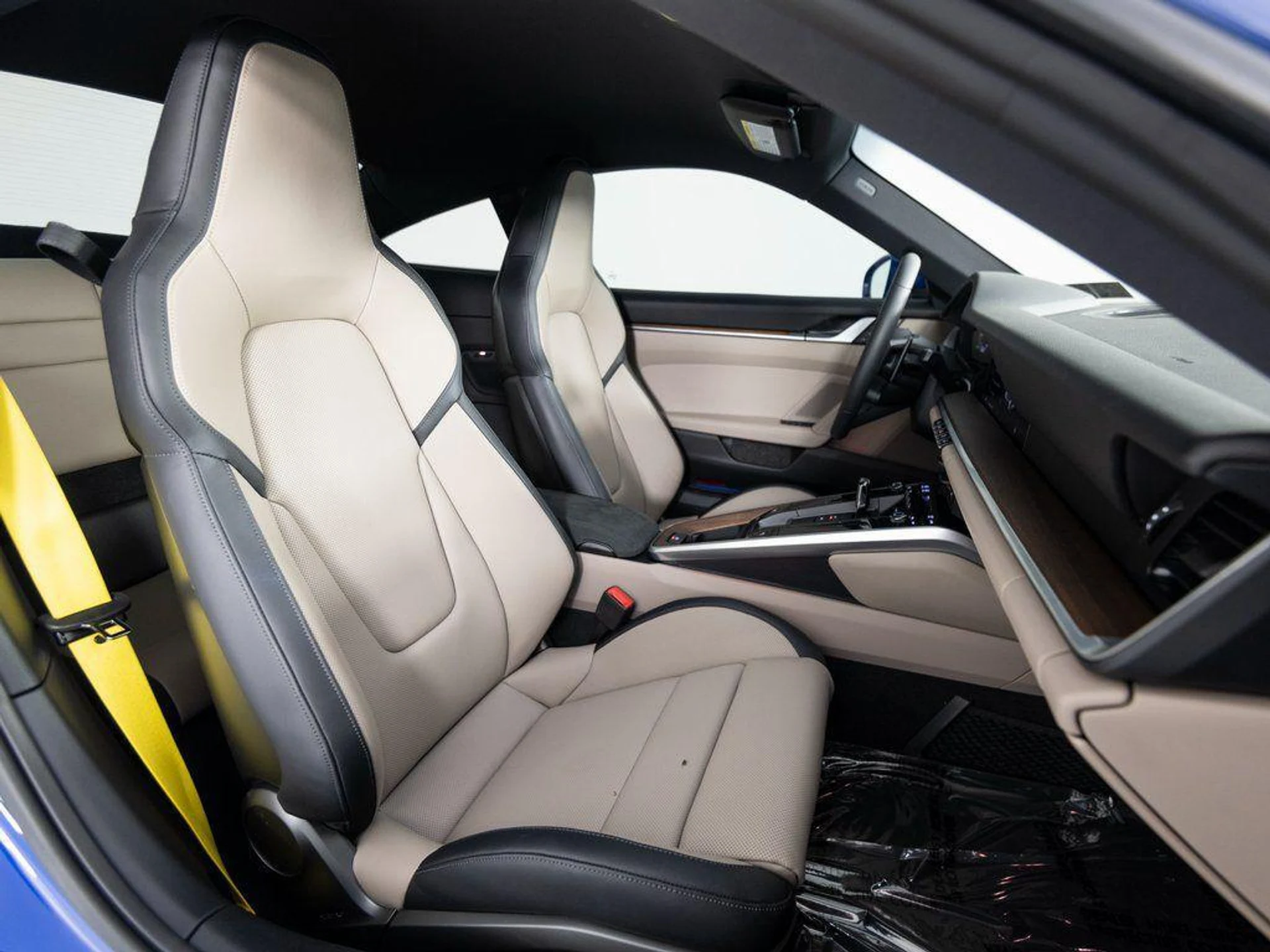 mph025_2666036943_A68p_DNX_Vy83_B0_R_Qka_C2ey_C_Isi_E_e74e0b19eb