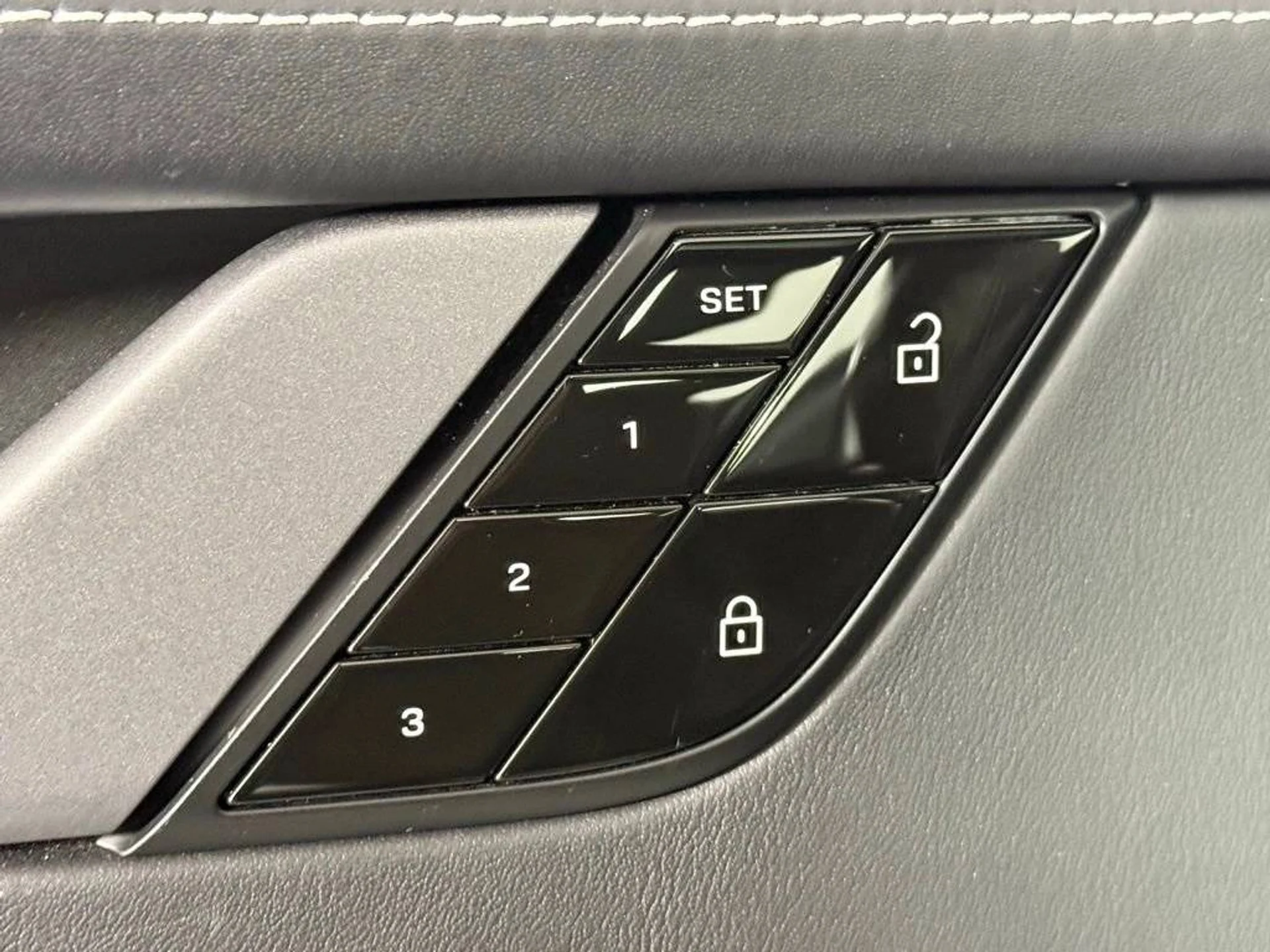 mph025_2670093570_1280_f6d99638e0