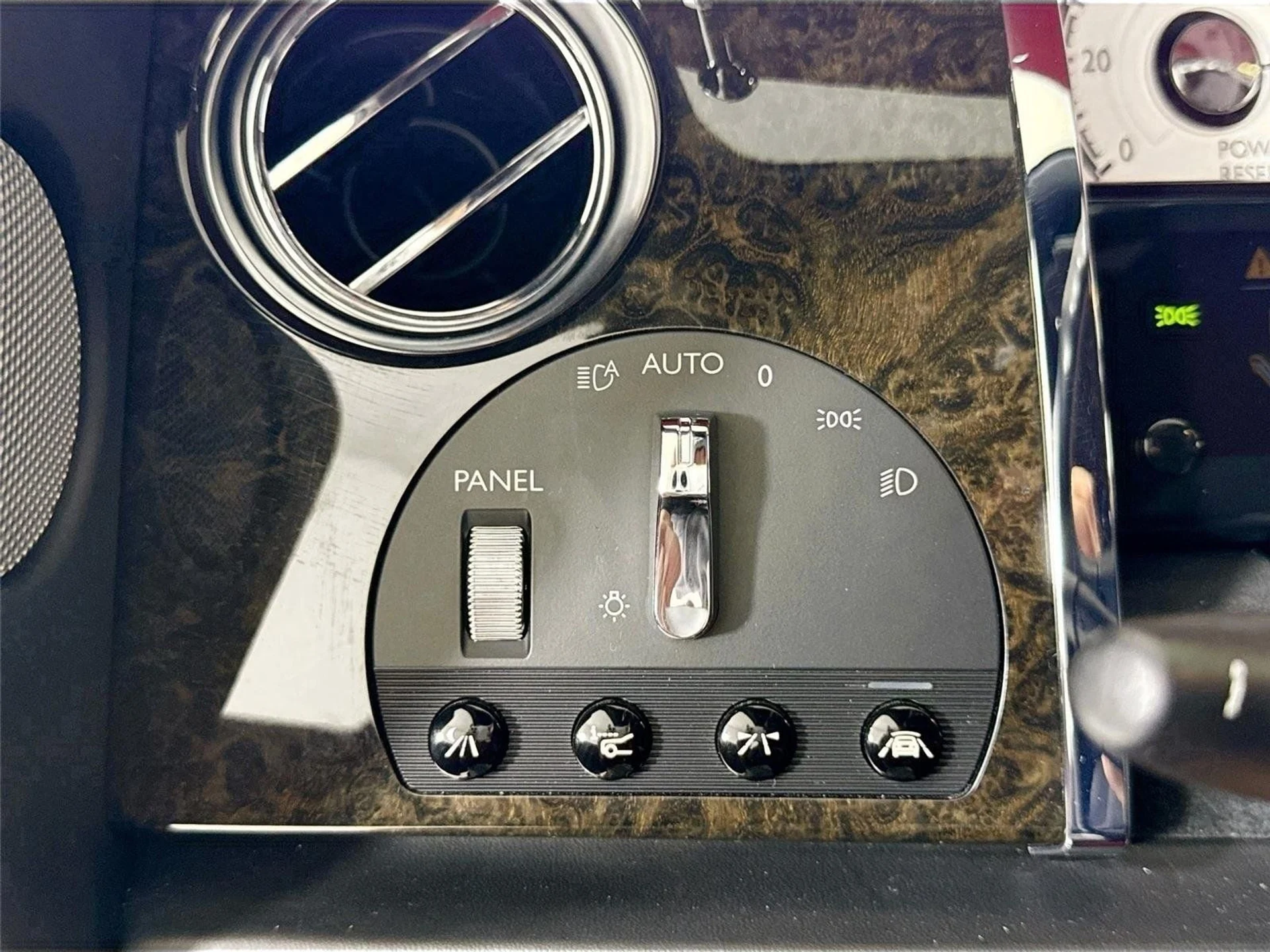 mph025_2673258433_e3a7f983a59530bb77f725274a8b4301_d3326390d4