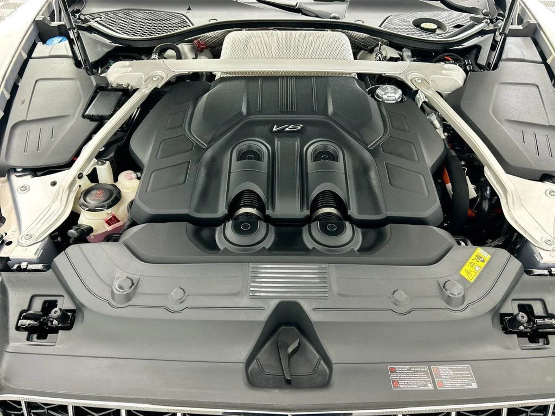 mph025_2679297225_new_2026_bentley_continental_gt_azure_8119_22995389_26_1024_ac73a7a1c4