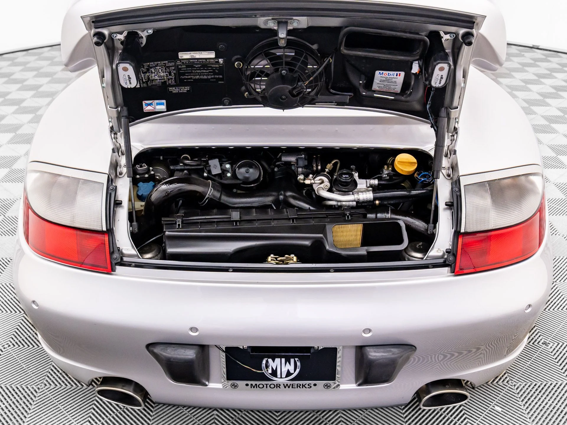 mph025_2682684591_3f6e280962d03b74c093f6d18204ea35x_5af2de785f