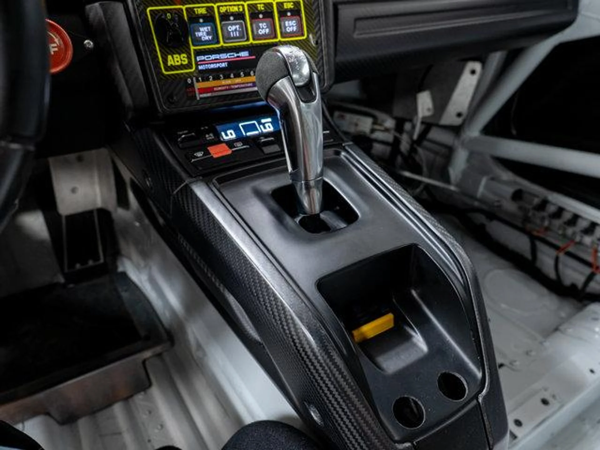 mph025_2692457252_fv_Lw_Kj_OM_Ax7t1w_Y9l28_O_Puso86_U_1c71a83c9e