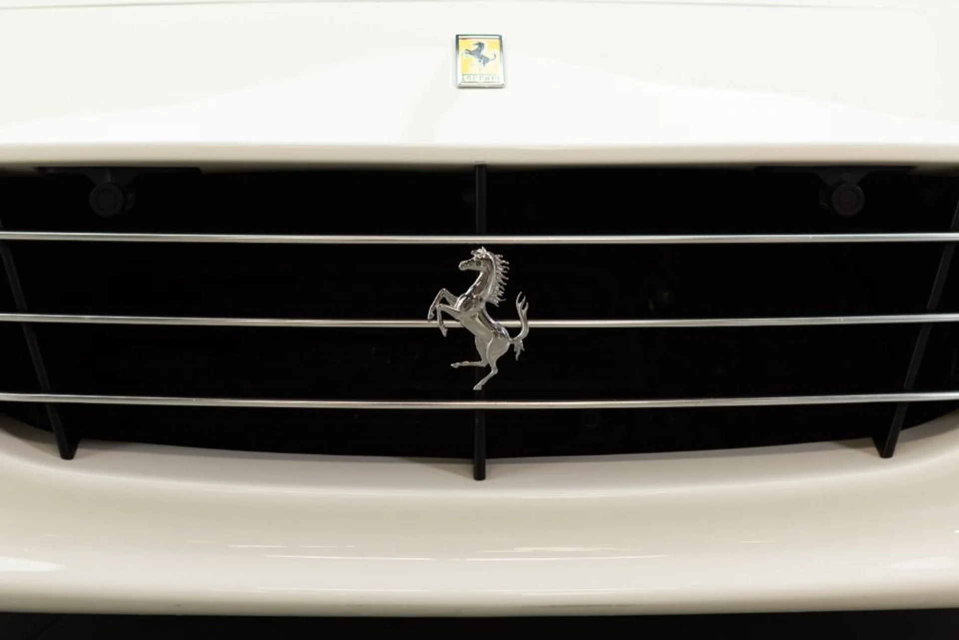 mph025_2694402674_Used_2016_Ferrari_California_T_e398aa27b9