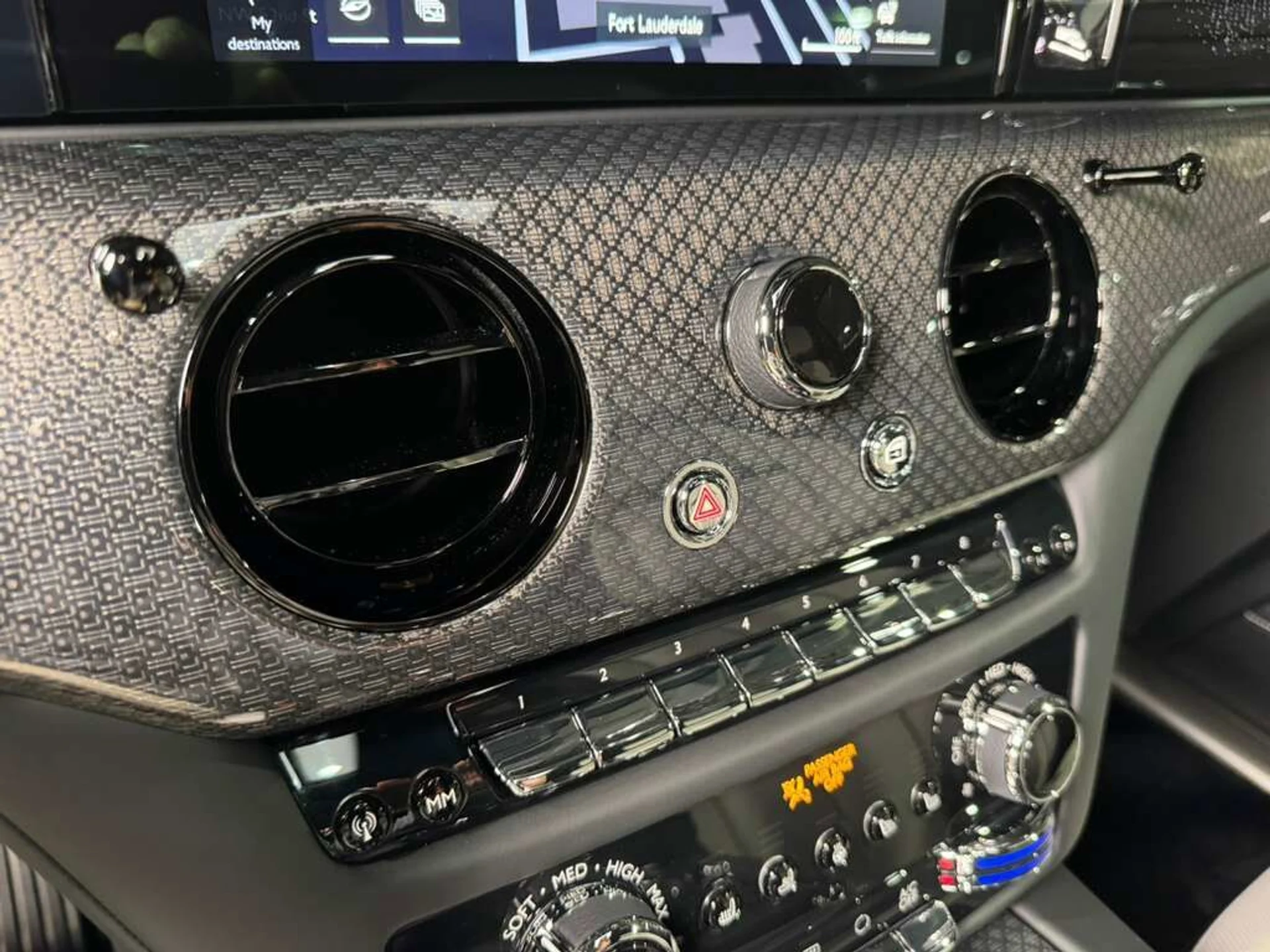 mph025_2702215565_b4aaadf7f73a7d965279522dd6f0d8c1_0ea646e59a