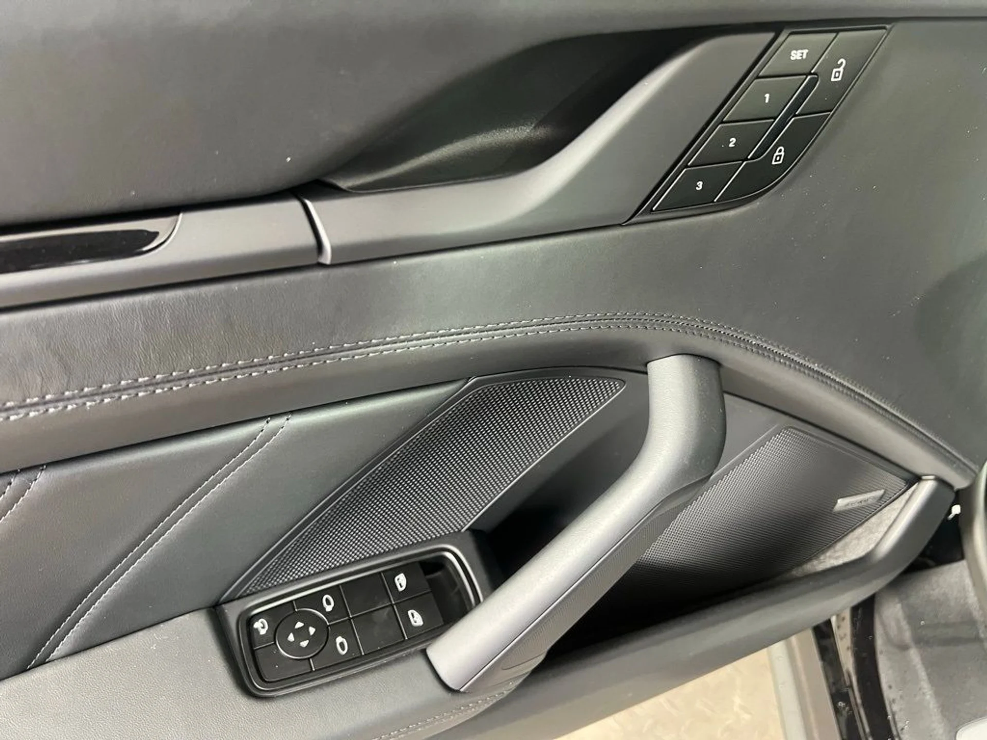 mph025_2706873203_c9231365210ae94524ef2e789366e95f_d9b87c3156