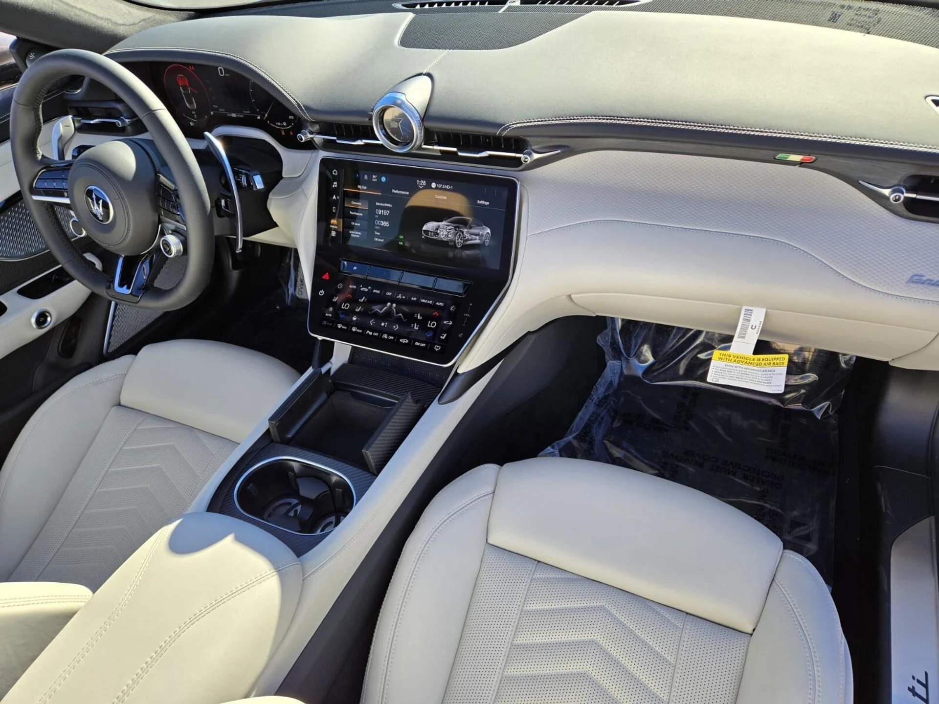 mph025_2708938948_New_2026_Maserati_Gran_Cabrio_1768890021_adac00a9e4