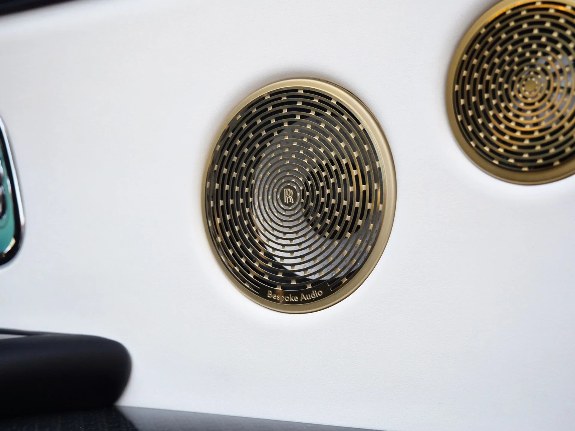 mph025_2711962541_243619fad0a6110236ff6598e6a93282x_cc80b48f12