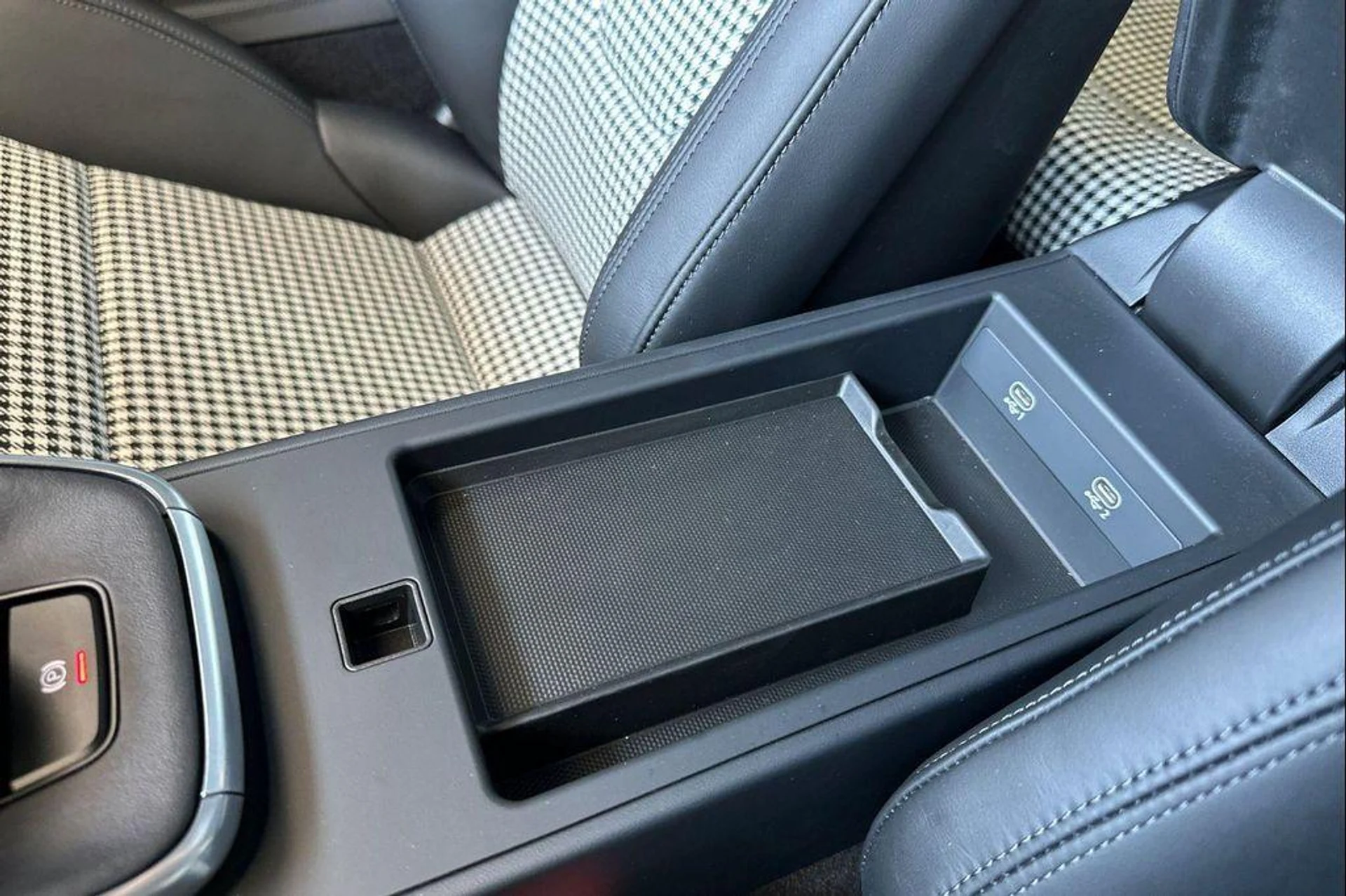 mph025_2720983983_4_M_Ol5m_409_Dw_Mh_Q_Pf7w_N_Qf_R1_HO_0_19d7097ba0