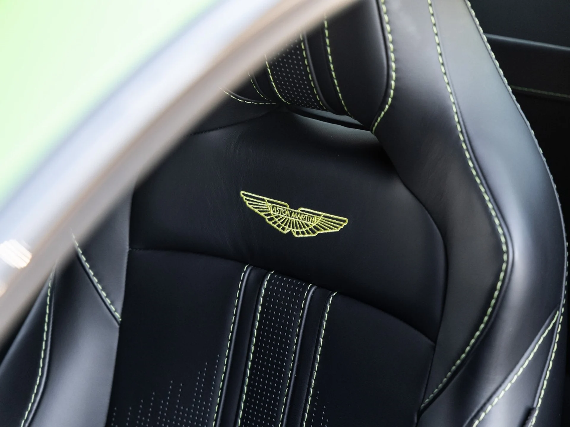 mph025_2723548759_26_9eefc44484