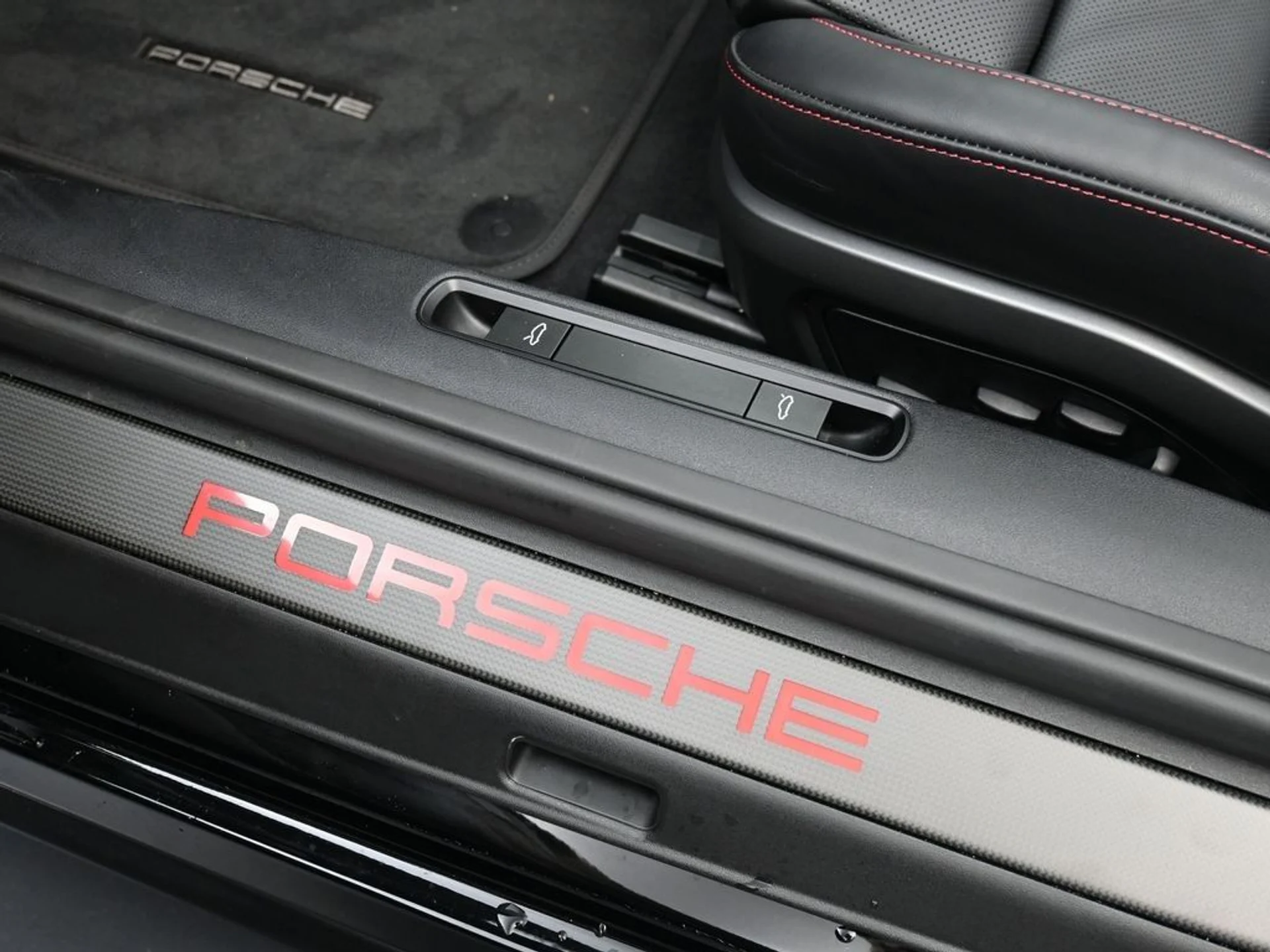 mph025_2725442695_98e374a335b459267bc464d4fbaa1072_cc56e5dfd5