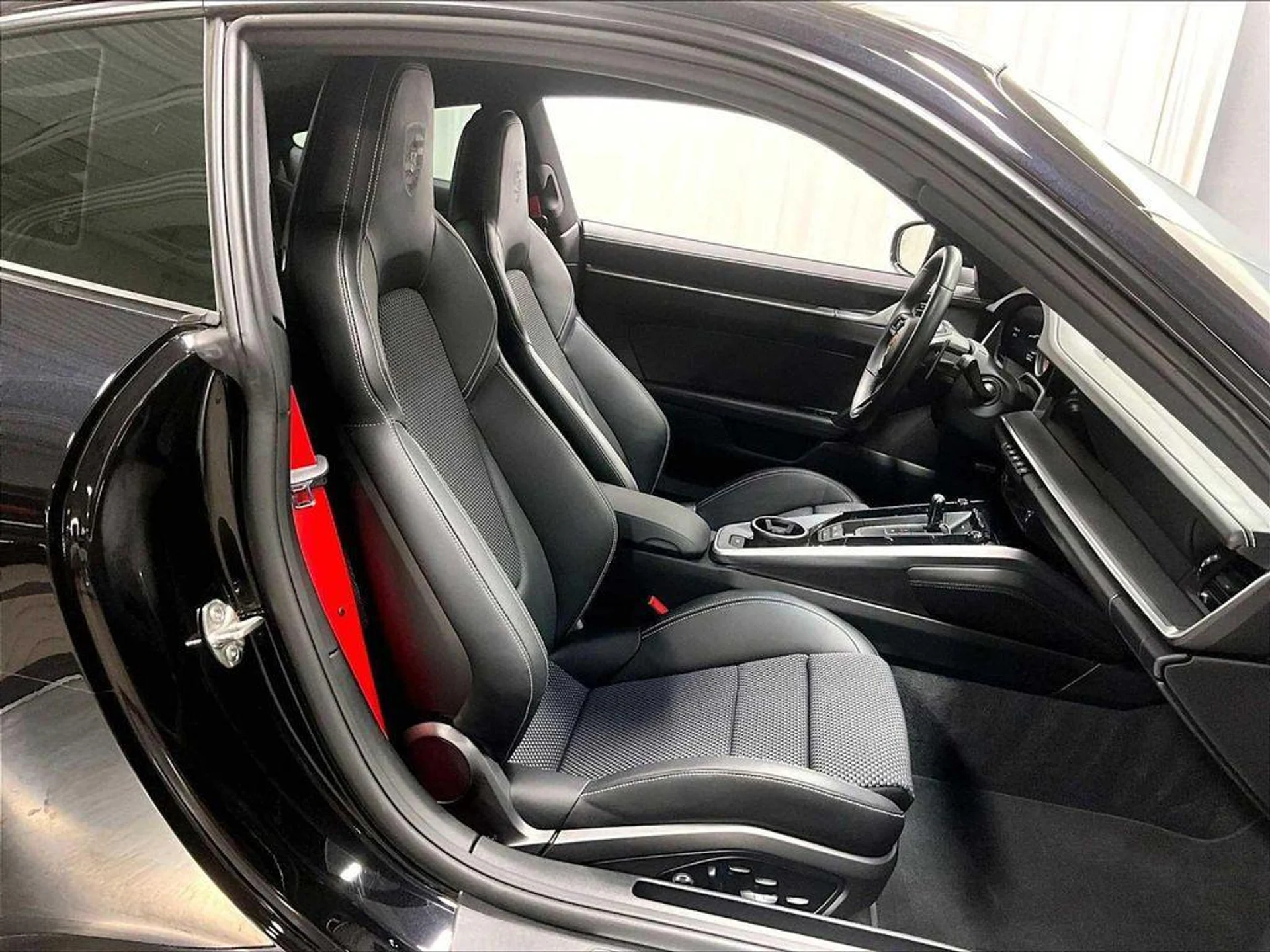 mph025_2726387190_ba6_OPF_Evs_EYR_Frrxuv8o9r_Jy_NA_ddf919cbbe