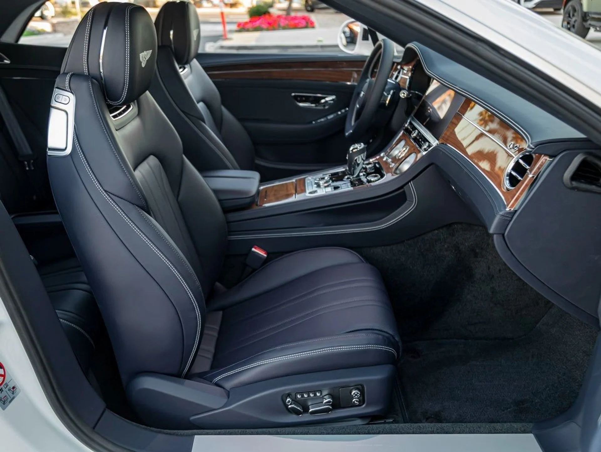 mph025_2727704904_26_46b6d61078