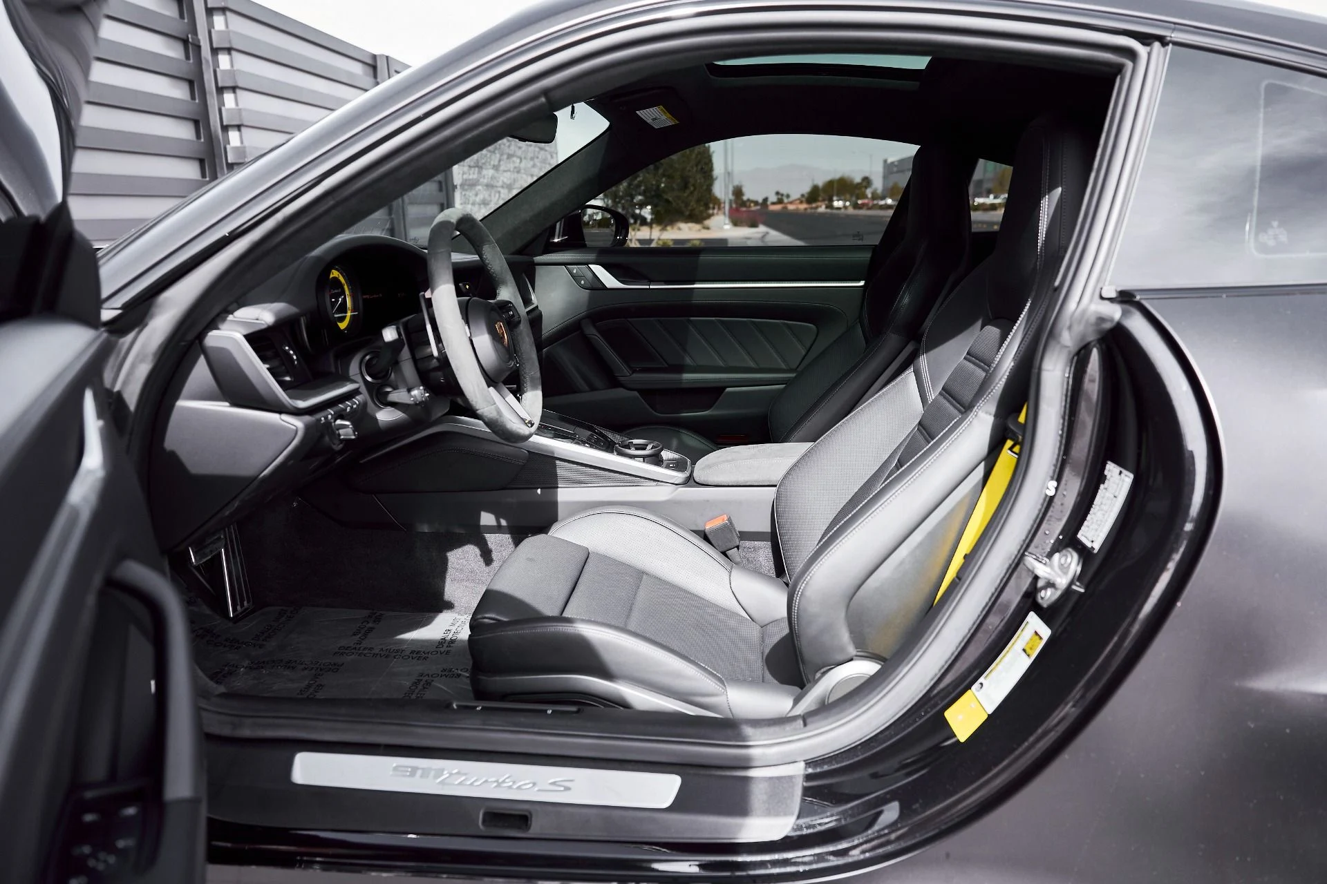 mph025_2734238226_Used_2024_Porsche_911_Turbo_S_1772073661_e3e8bd9f65