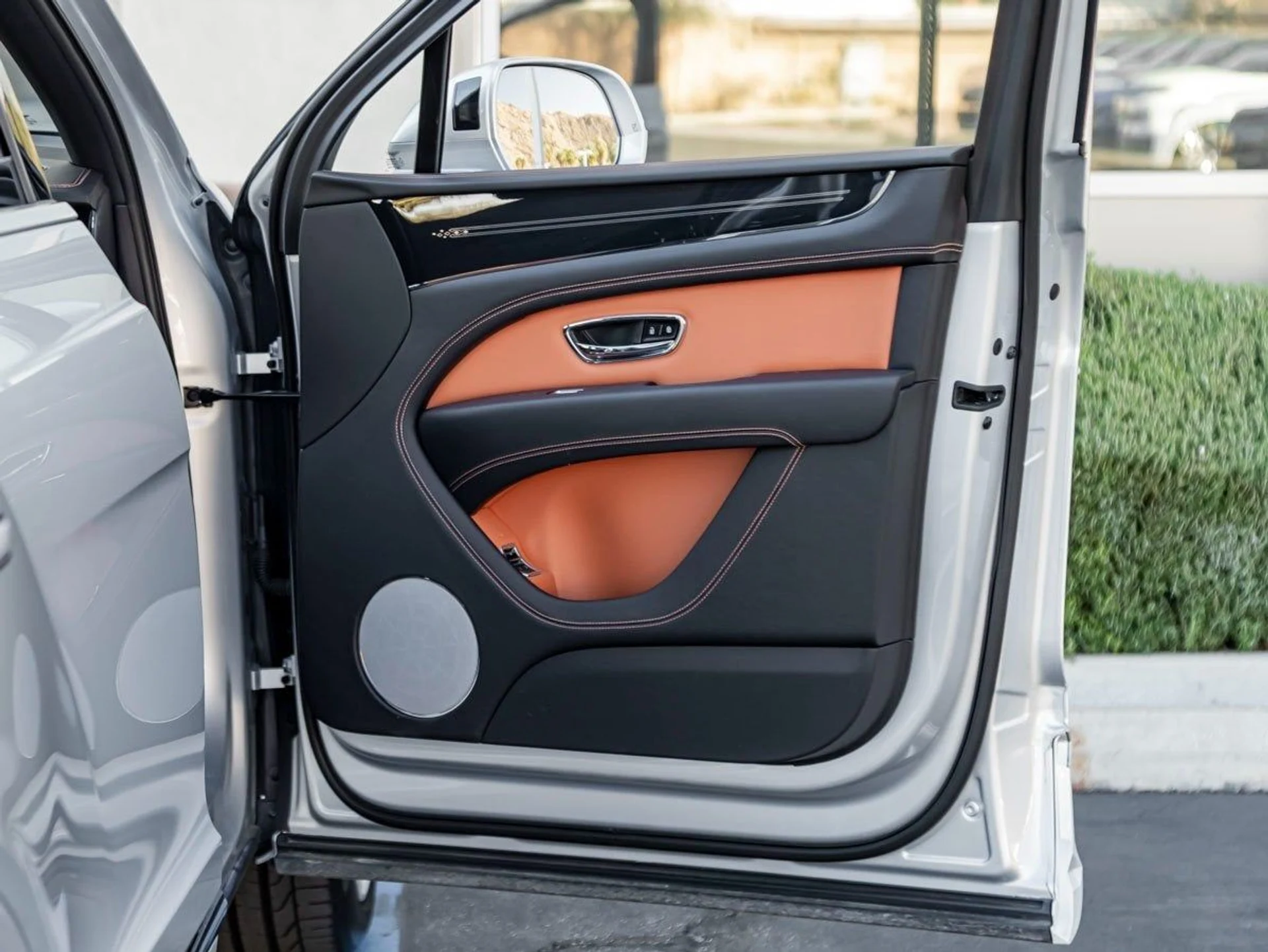 mph025_2735741602_26_00889acc30