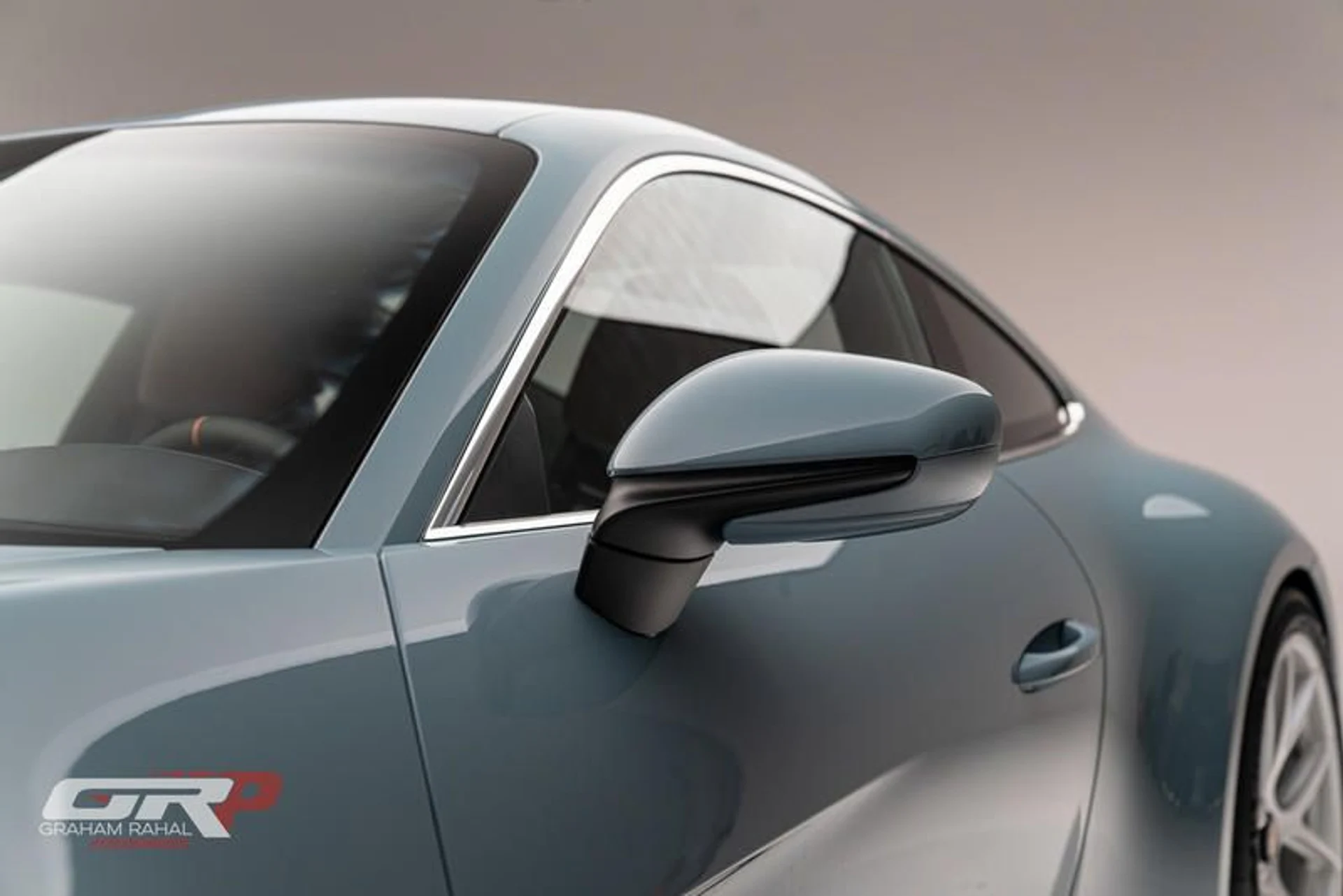 mph025_2737966542_9_D810461_C6_B0_461_F_9_D1_B_D27_CA_66_F87_F2_51a74c1fa4