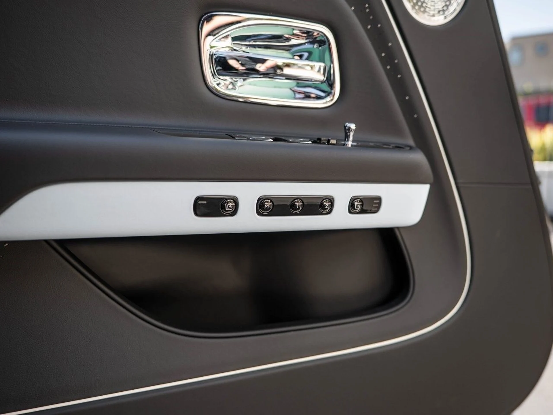 mph025_2739696595_763ed888ae9e9e056dc9a2cefda243a8x_aa979999cd