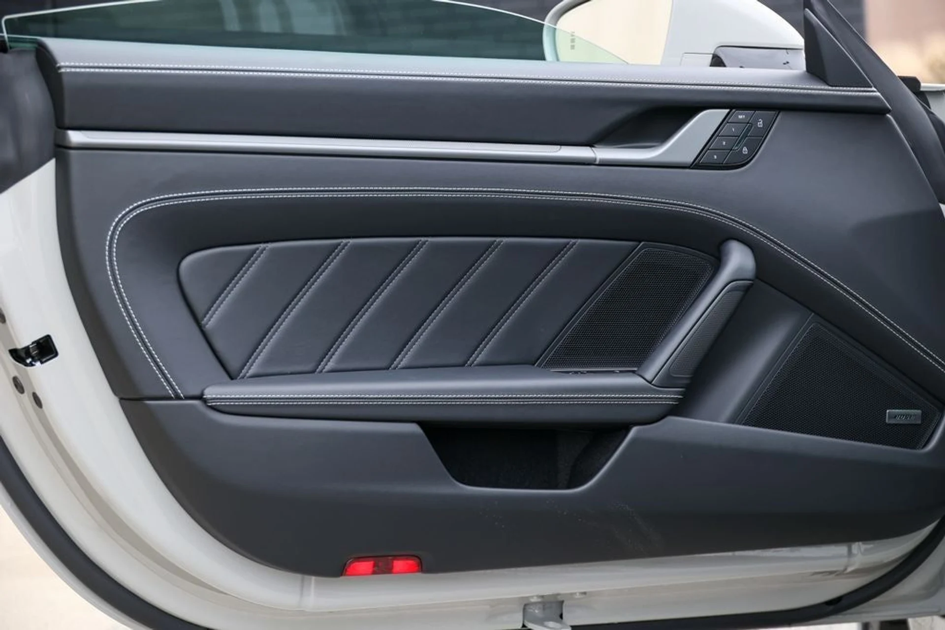 mph025_2739749917_26_d905806041