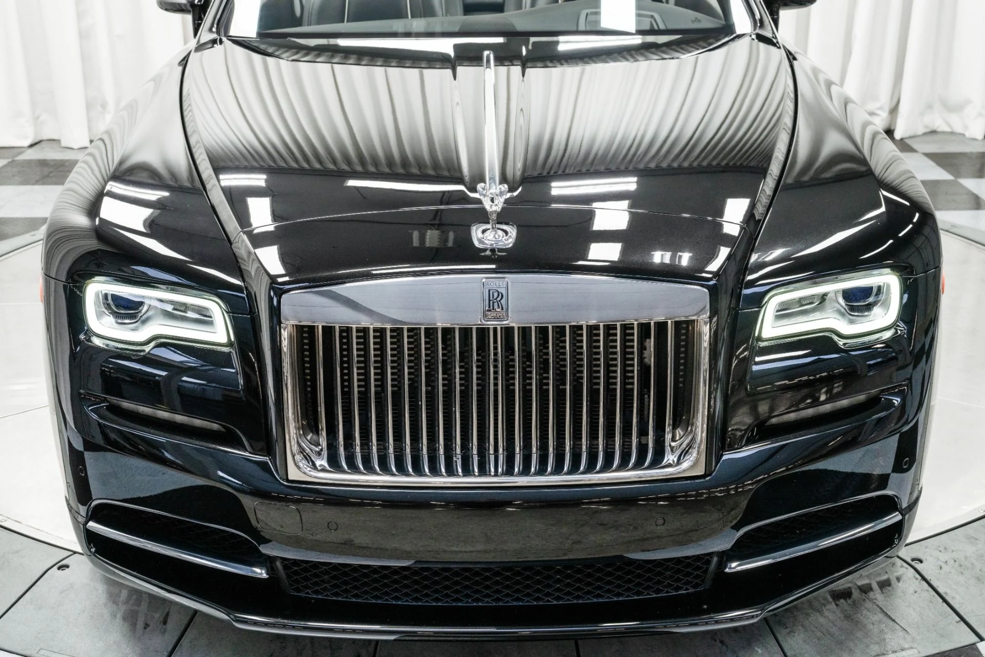 mph025_2741166666_Used_2017_Rolls_Royce_Dawn_Full_Polish_Wheels_Contrast_Stitching_and_Piping_Low_Miles_1764715069_8aa4897426