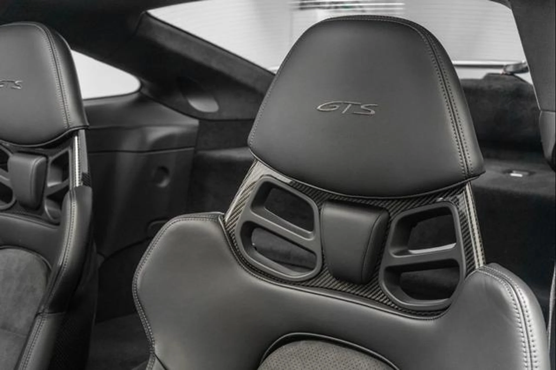 mph025_2742168335_l_F_Dx_uagvki7_JAW_4ia_Qjqmt_Iz_OM_9ebc1a86fd