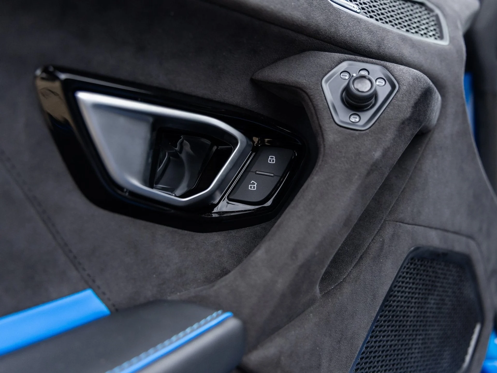 mph025_274977358_26_9489ec7cc9