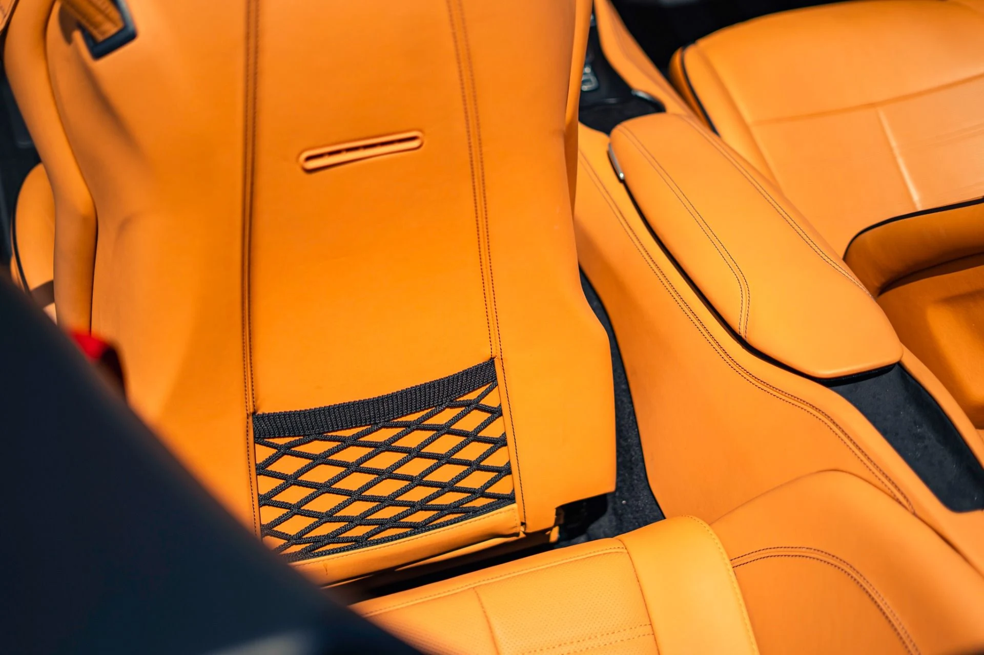 mph025_2751828900_Used_2016_Ferrari_California_T_1777481400_01c7b1a53e