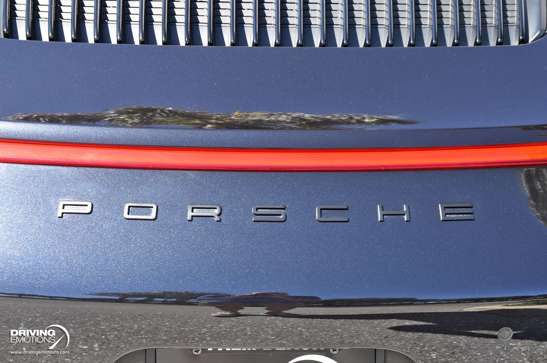 mph025_2753961518_868_p26_l_cbbf349156