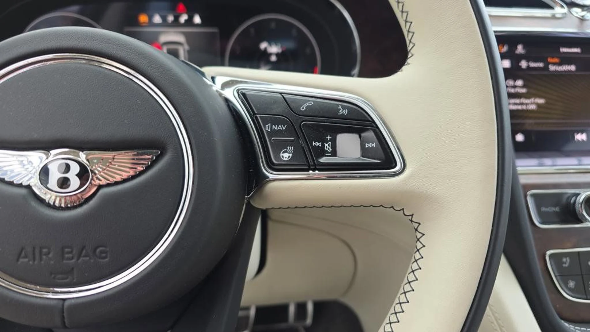 mph025_2755619174_56696fca4d3c47f4a056f4cd8d907ea7_fd94acd961