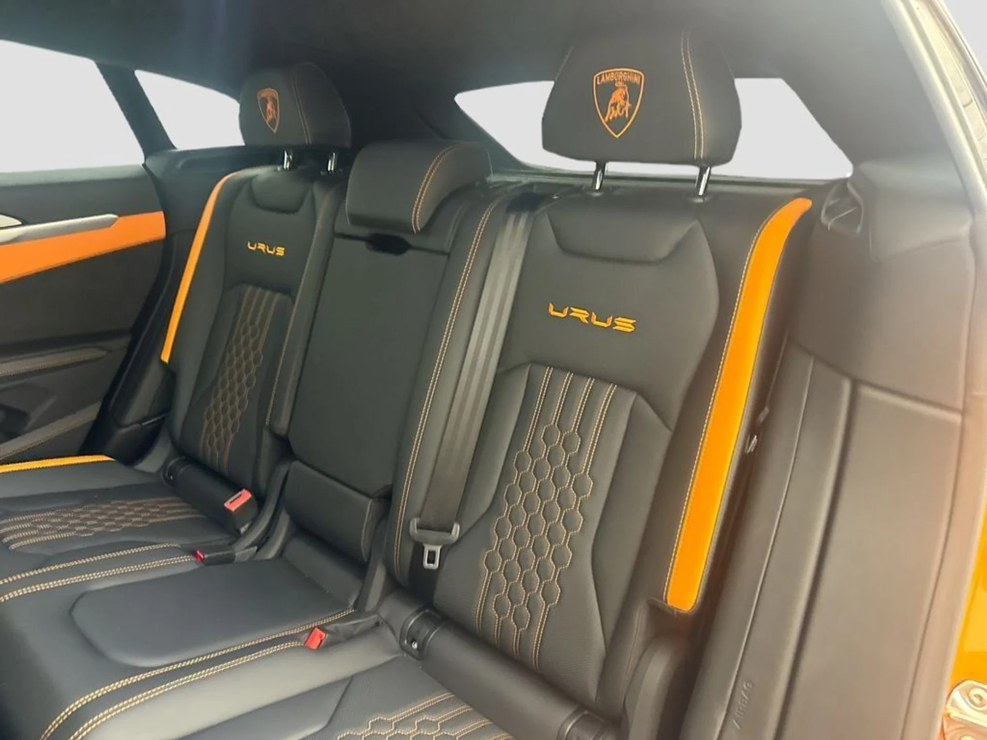 mph025_2756305219_0a023fd0c94c4c4d49b615973bffa46e_35952f17bf