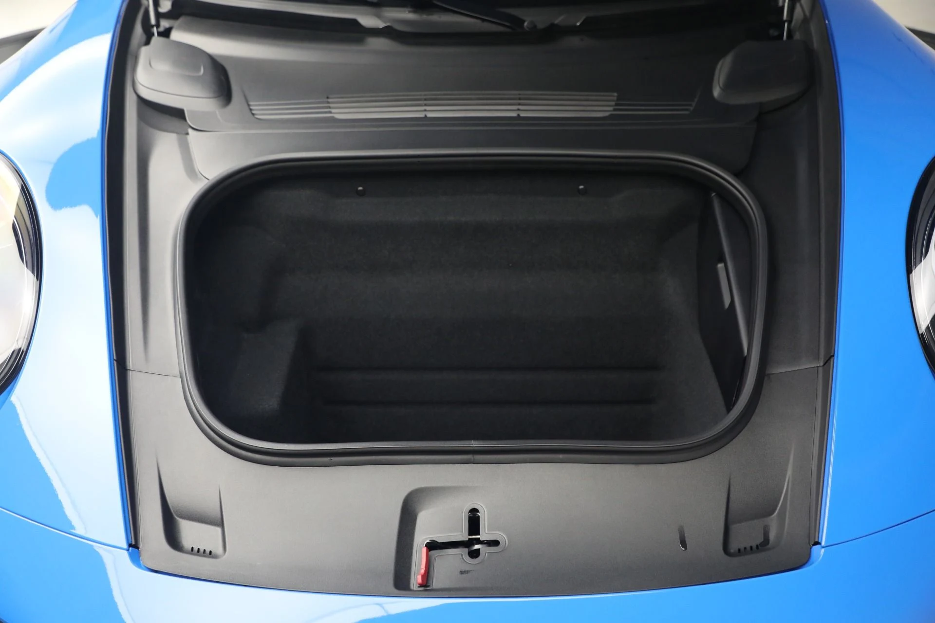 mph025_2757476655_Used_2022_Porsche_911_Turbo_S_1773502878_0b3359f25b