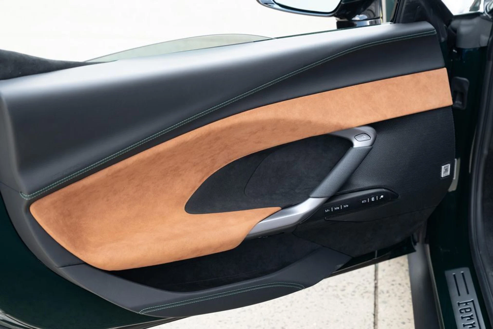 mph025_275787882_d00567532ff748f79879c6108f71d4f4_eecb5b6257