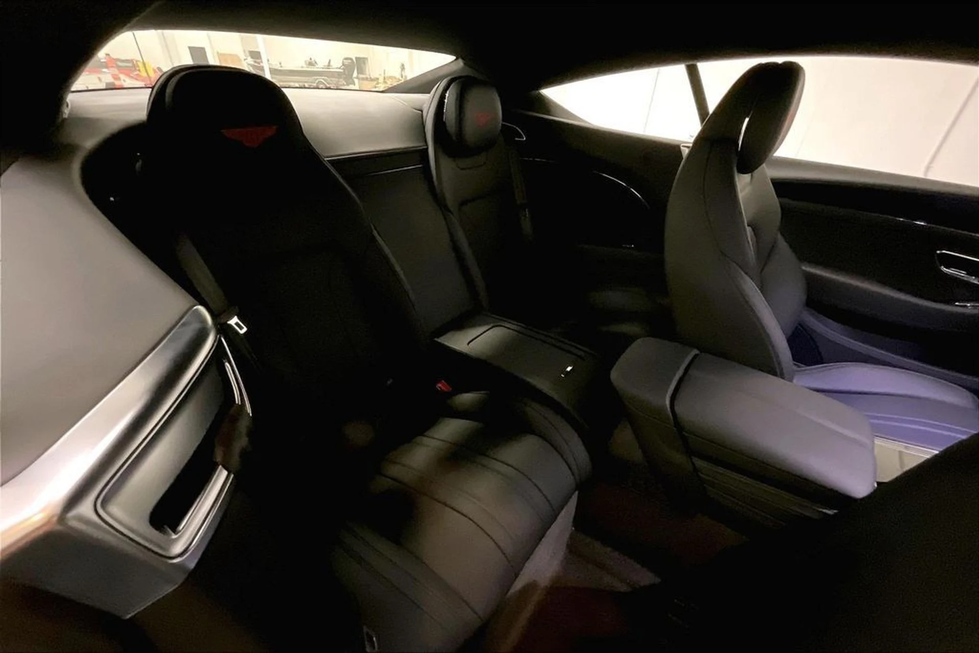 mph025_2761758527_c68b360a708aad597bef3aa34ee4ab72x_5ab8665cc7