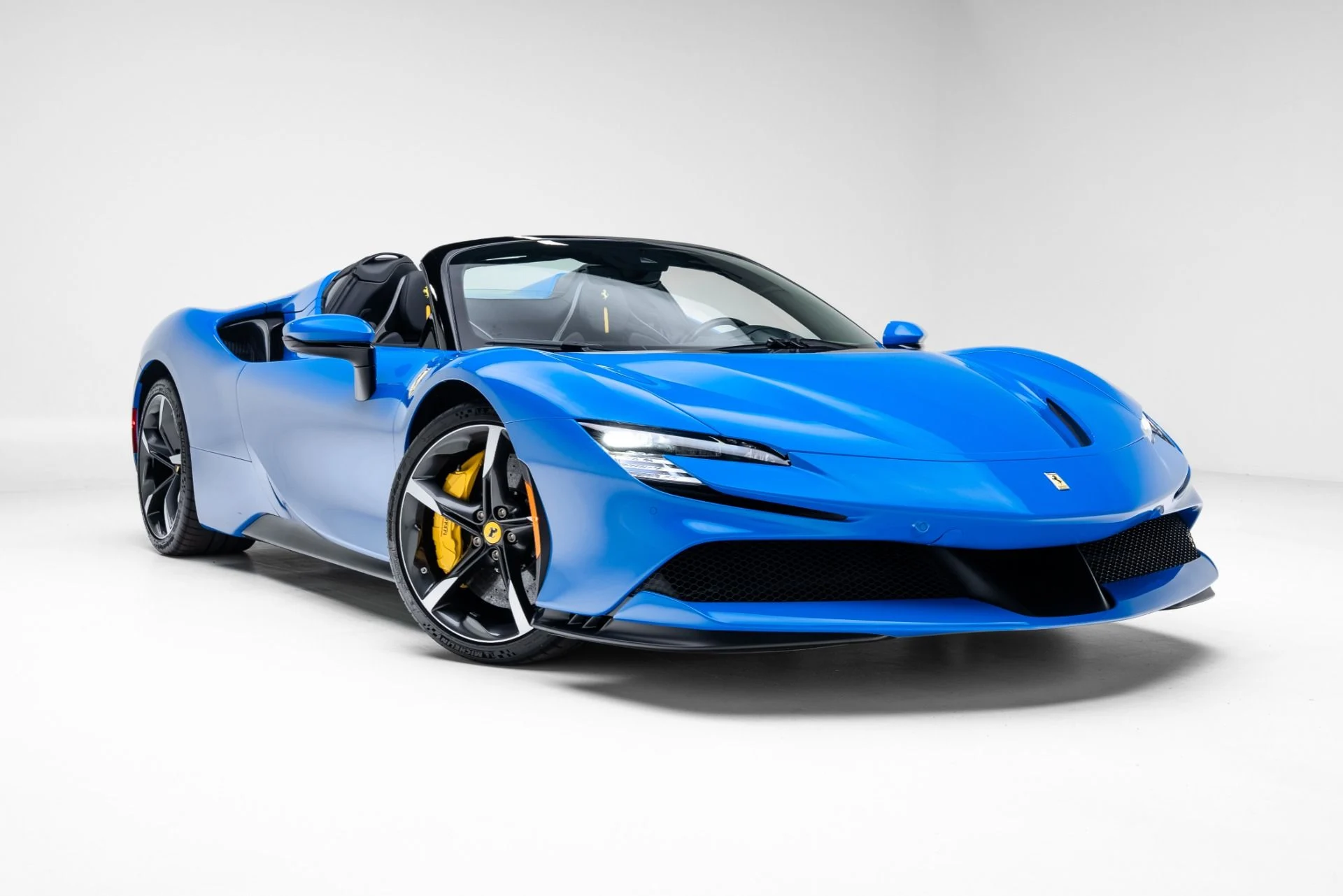 mph025_2765465054_Used_2024_Ferrari_SF_90_Spider_1772738738_d45788bb28