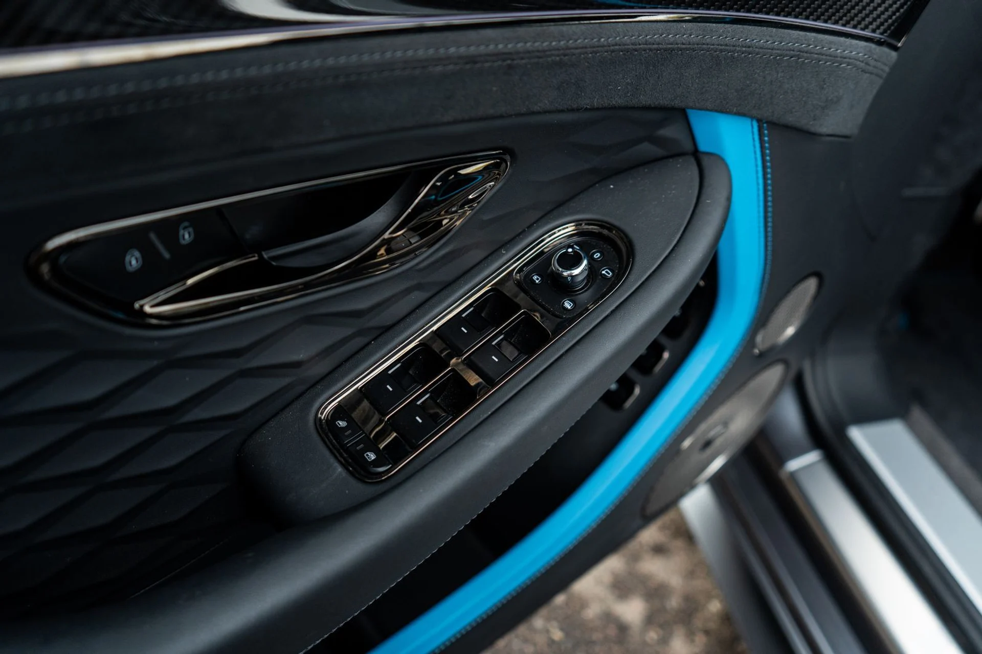 mph025_2771998553_d997db8b_35e0_4835_ab70_dfa960894b14_1e334cc178