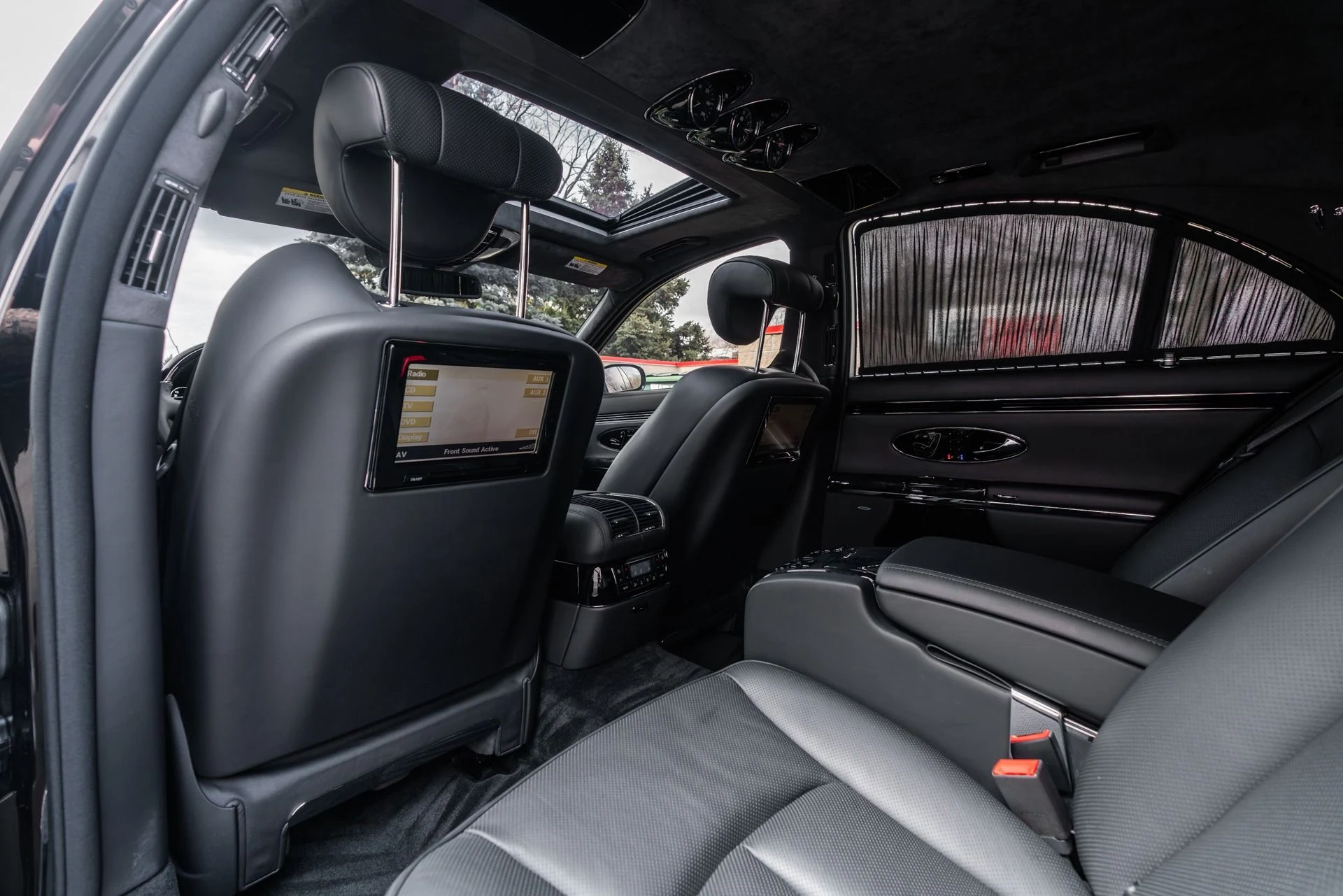 mph025_2778876304_11544_p26_l_d27dae18ec