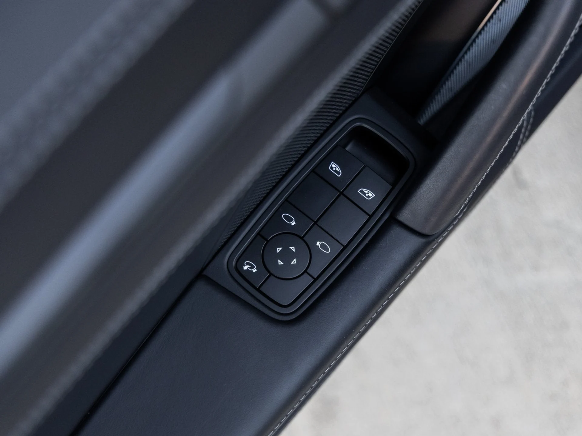 mph025_2785070608_26_0818329877