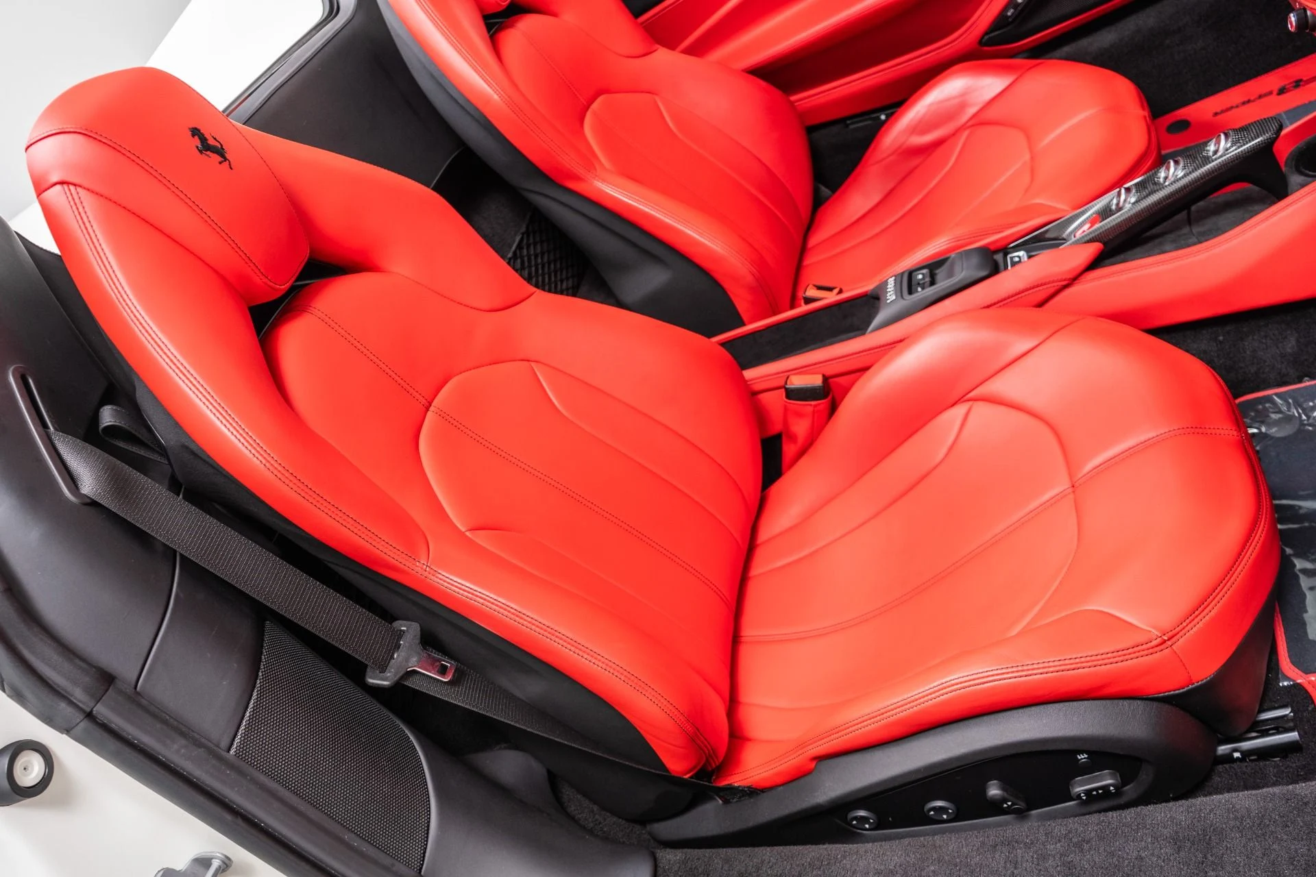 mph025_2788062536_Used_2023_Ferrari_F8_Spider_Low_Miles_Two_Tone_Paint_Carbon_Driving_Zone_Passenger_Display_1789405204_5aad1a1cac