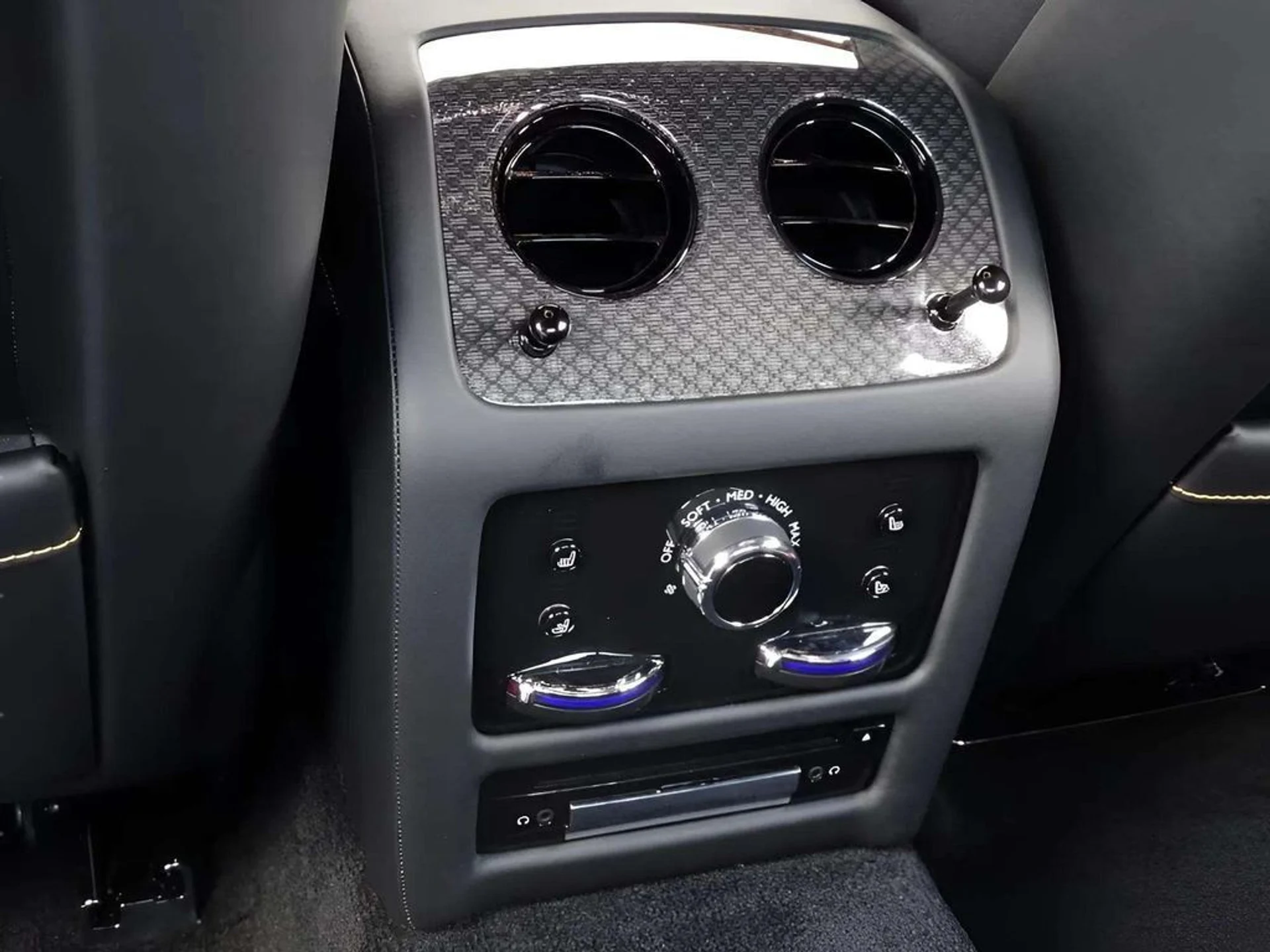 mph025_2788141627_o5chr8ez60dnwu0t5aol1lymywt9_26b3f4b17c