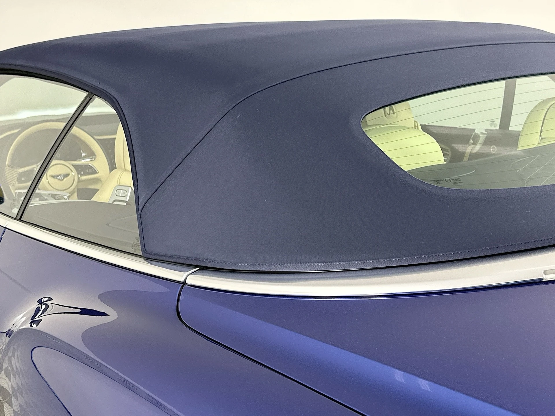 mph025_2788947368_26_d12e225563