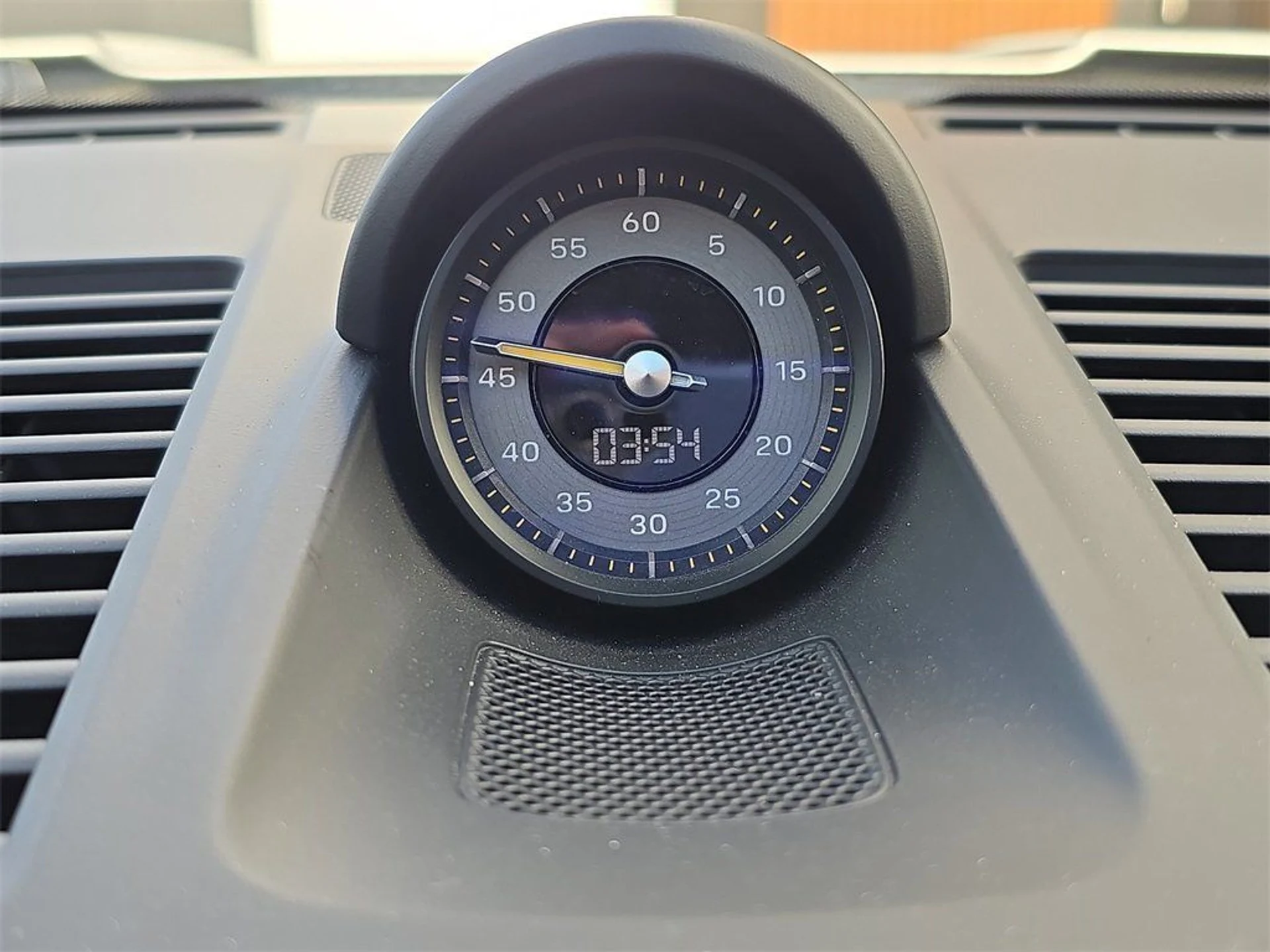 mph025_2793929243_818abddc1f4e4af4198f19c3728a93e1_04b7f7fd30