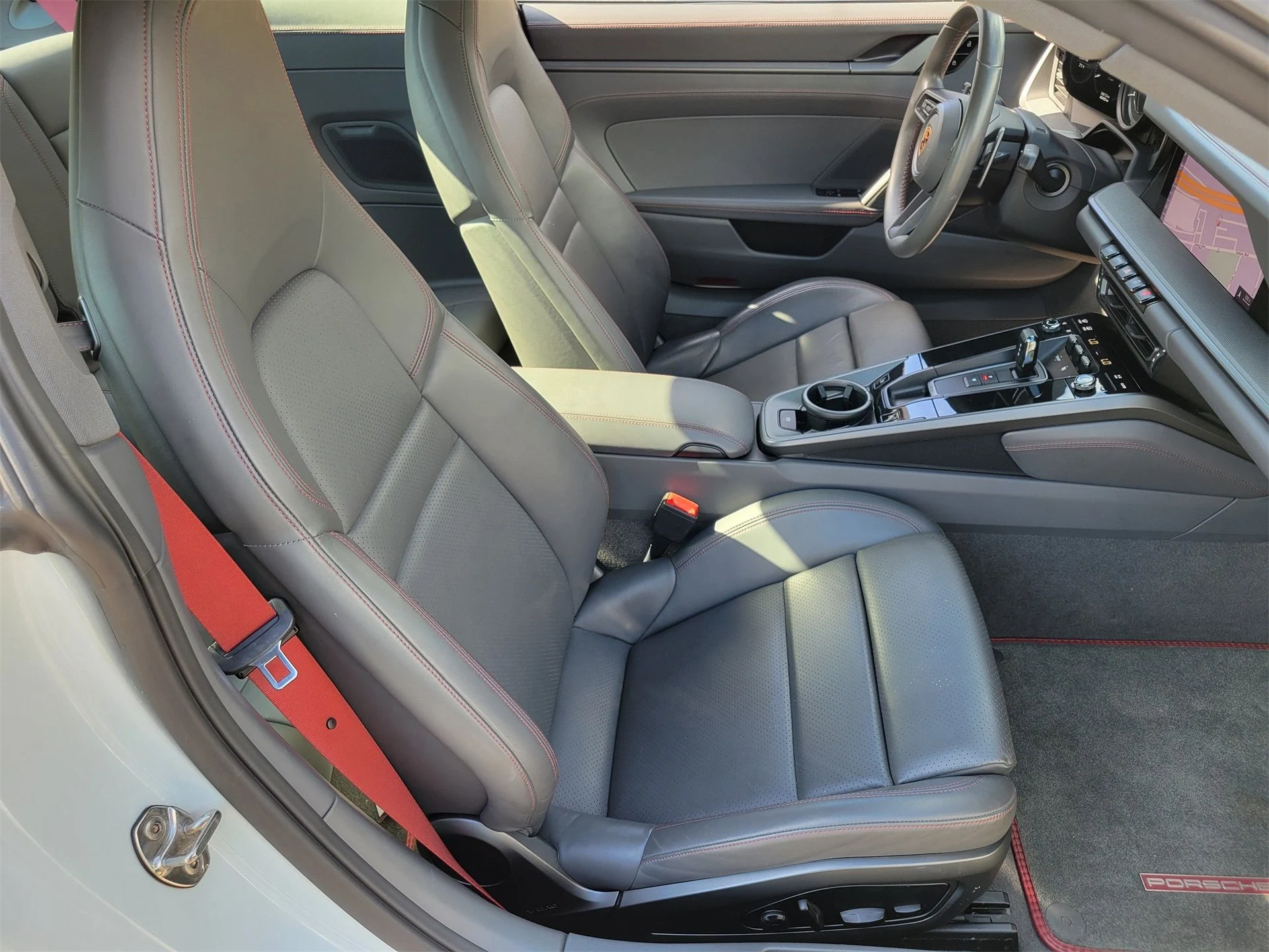 mph025_279694014_220813f76fa9b9a21f3c3ac1dd759183_d2c7e137cd