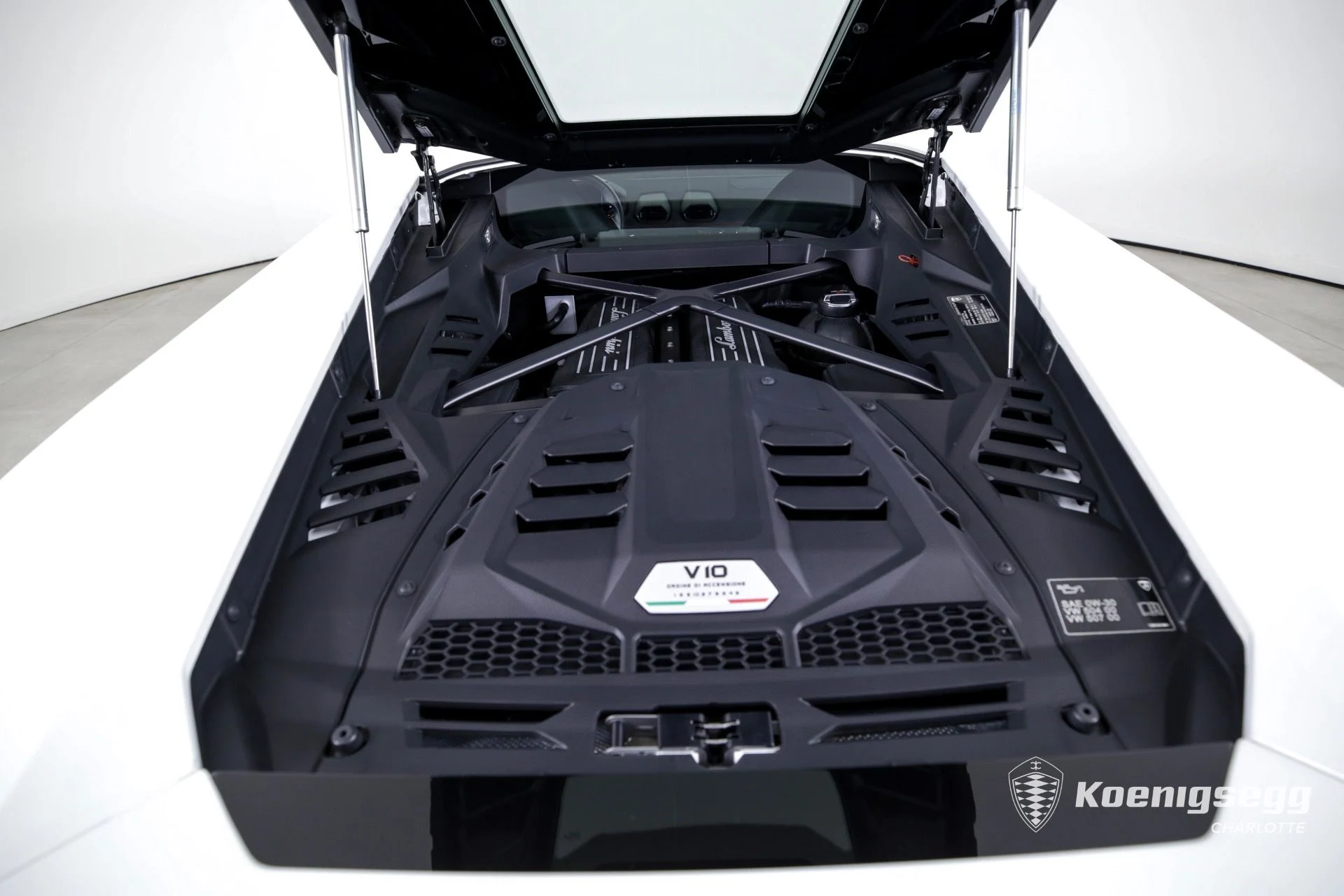 mph025_2797697764_Used_2022_LAMBORGHINI_HURACAN_EVO_1720041211_1271f19614