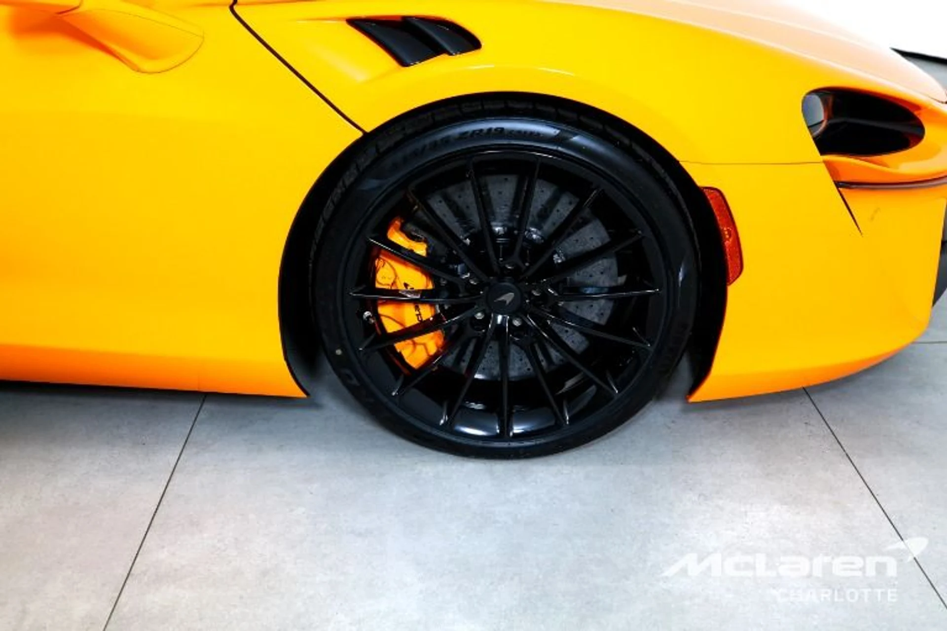 mph025_27980323_New_2026_Mc_Laren_Artura_Spider_24c0881565