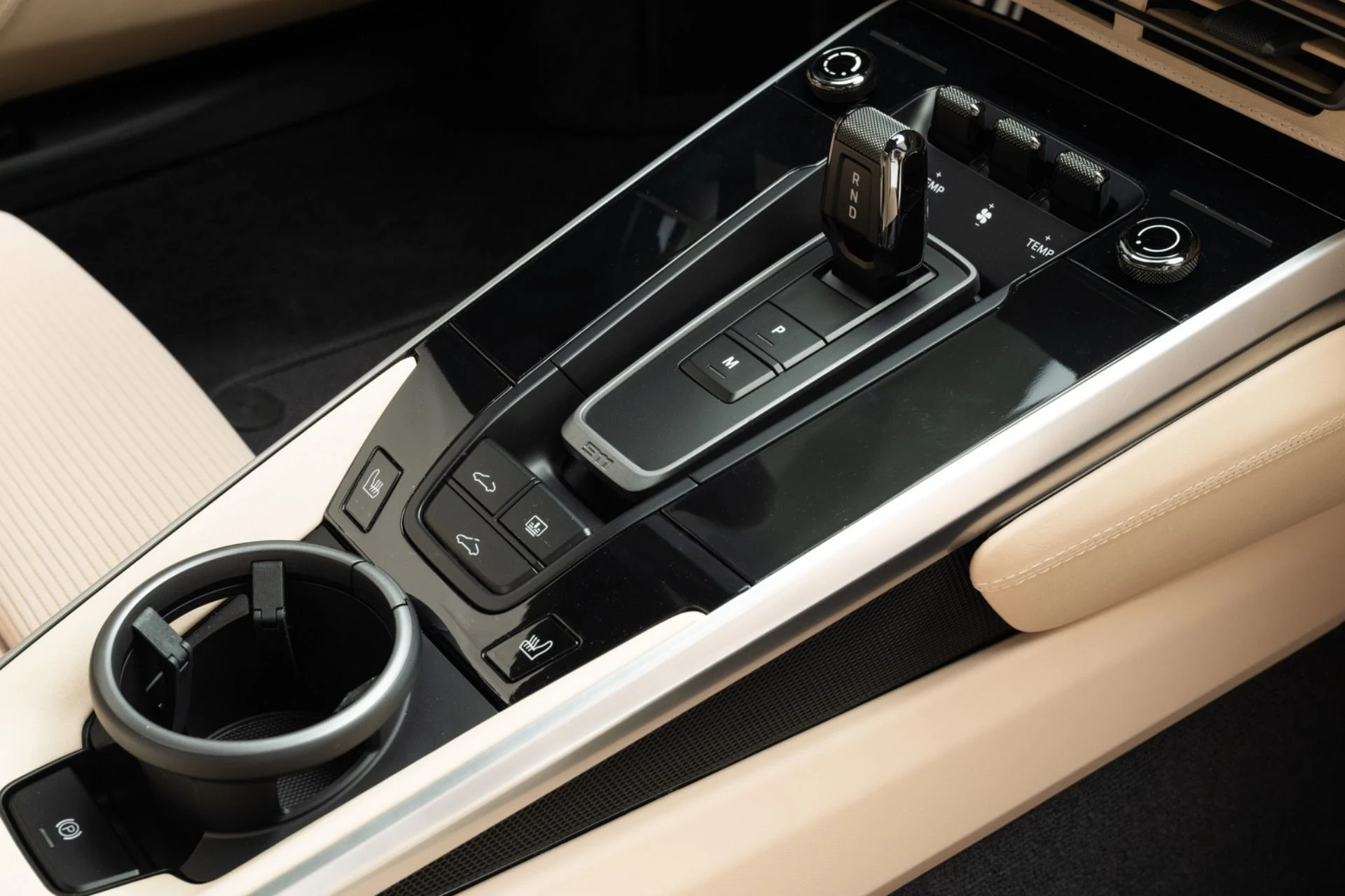 mph025_2806696359_Used_2025_Porsche_911_Turbo_S_1780412792_670de01606