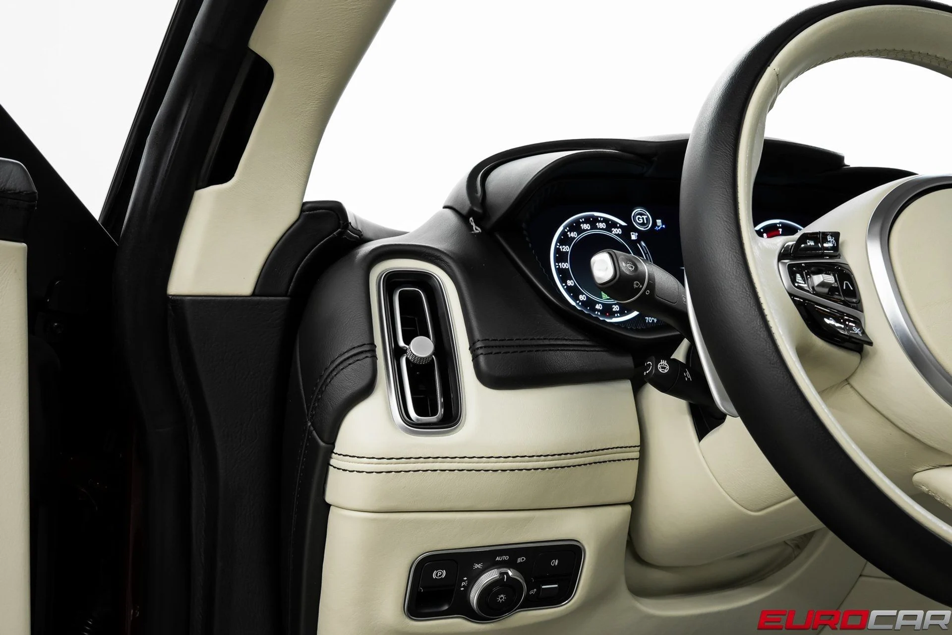 mph025_280822679_image_26_0971462f53